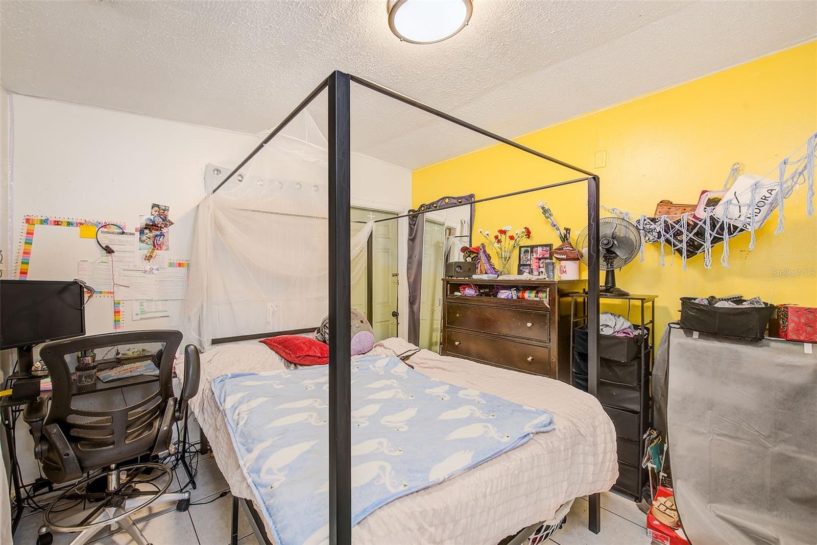 2318 W POWHATAN AVE — photo 14