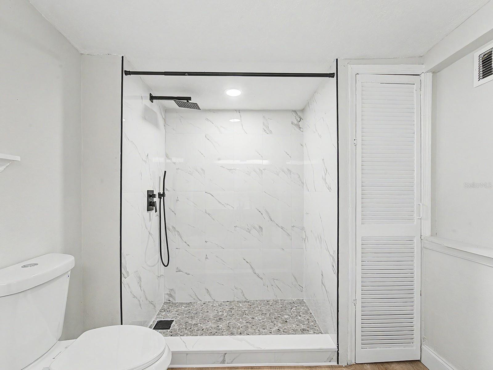 7708 MARYLAND AVE — photo 20