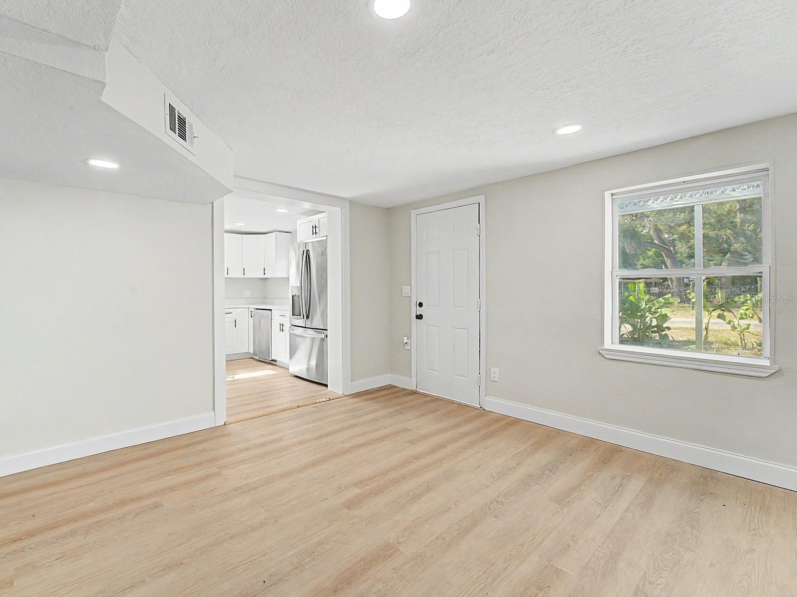 7708 MARYLAND AVE — photo 7