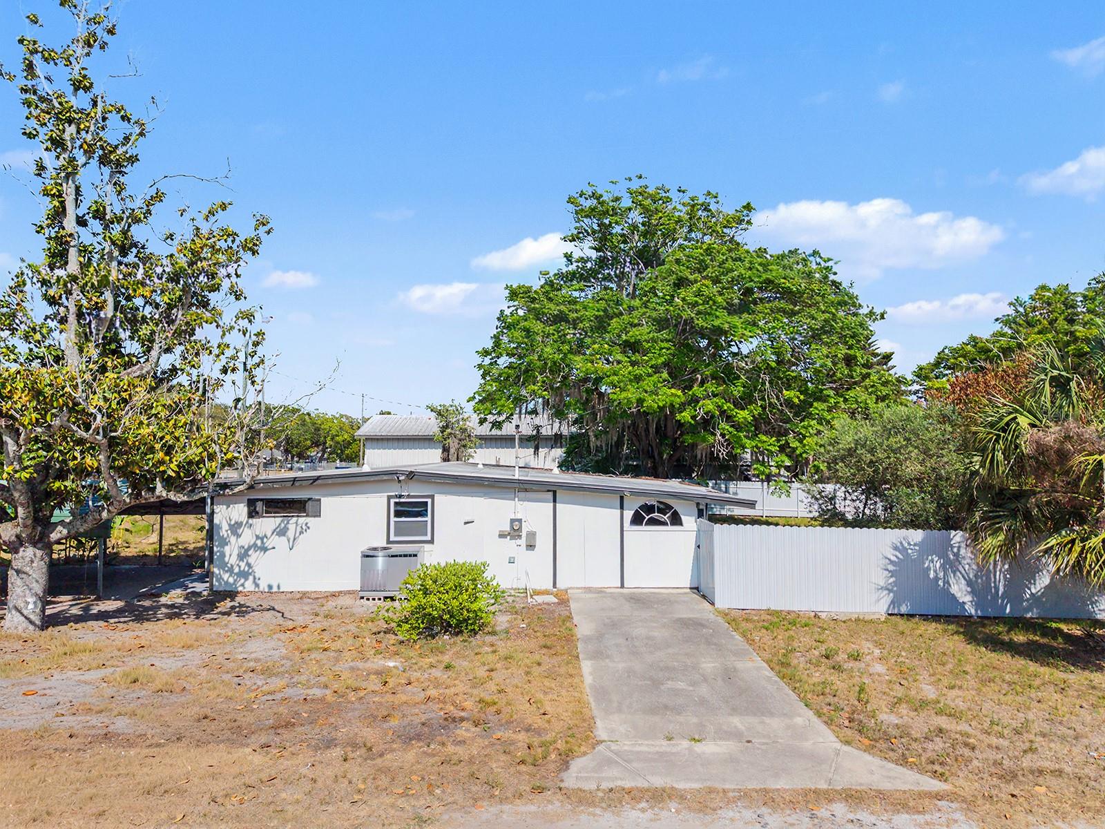 7708 MARYLAND AVE — photo 3