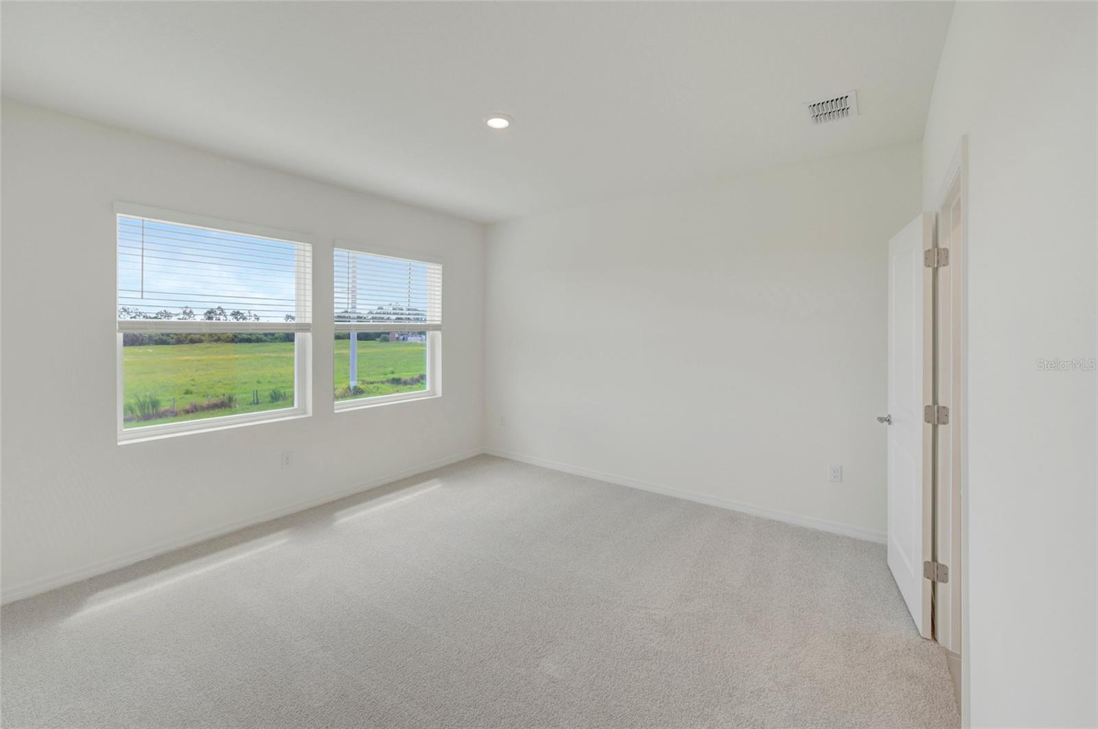 6418 JENSEN VIEW AVE — photo 10