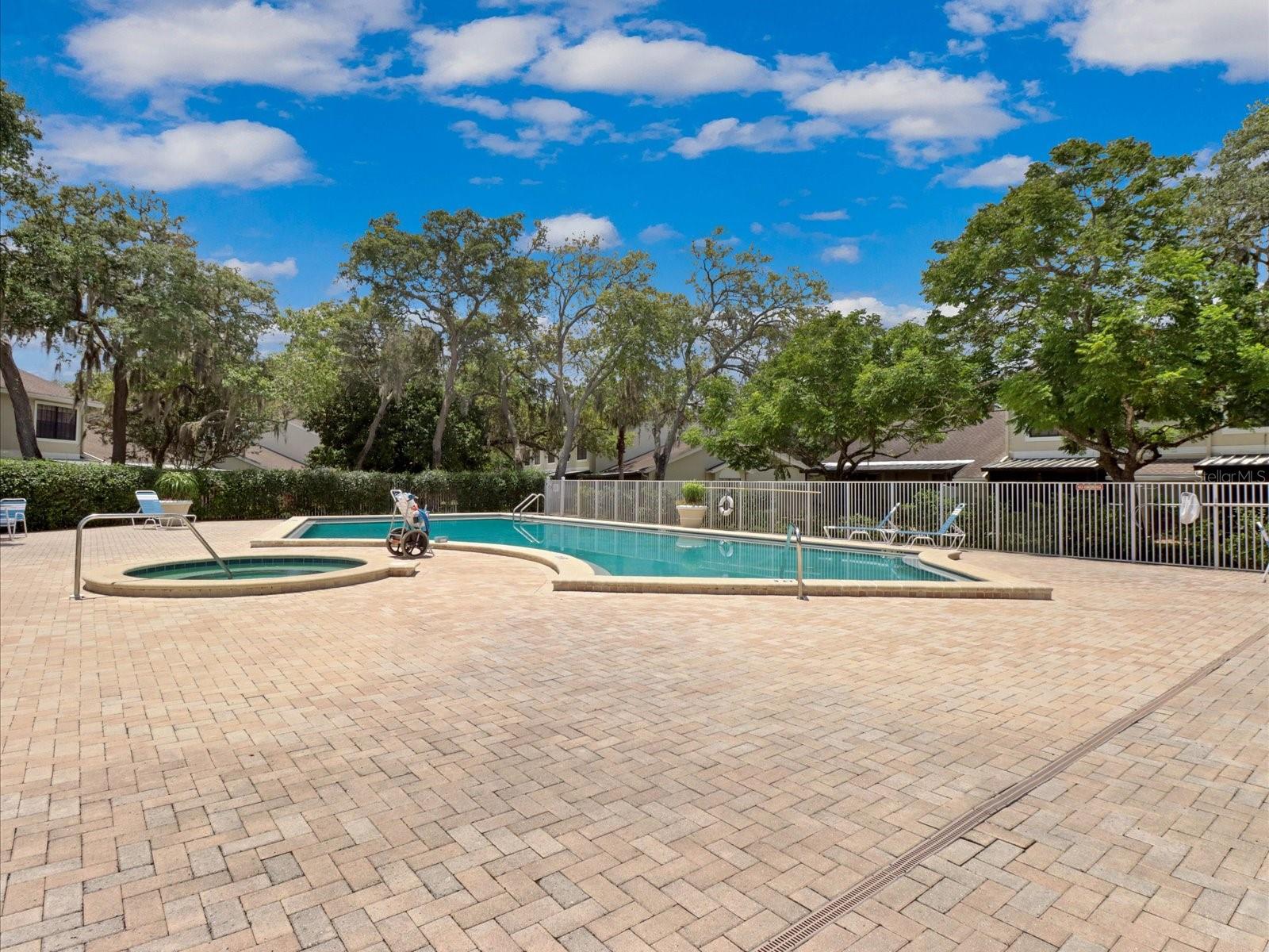 5100 BURCHETTE RD #3200 — photo 35