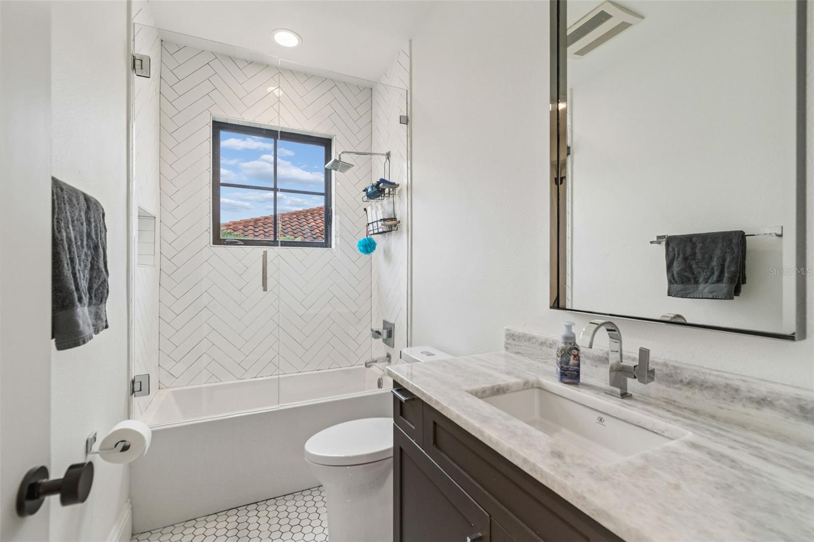 5811 MARINER ST — photo 44