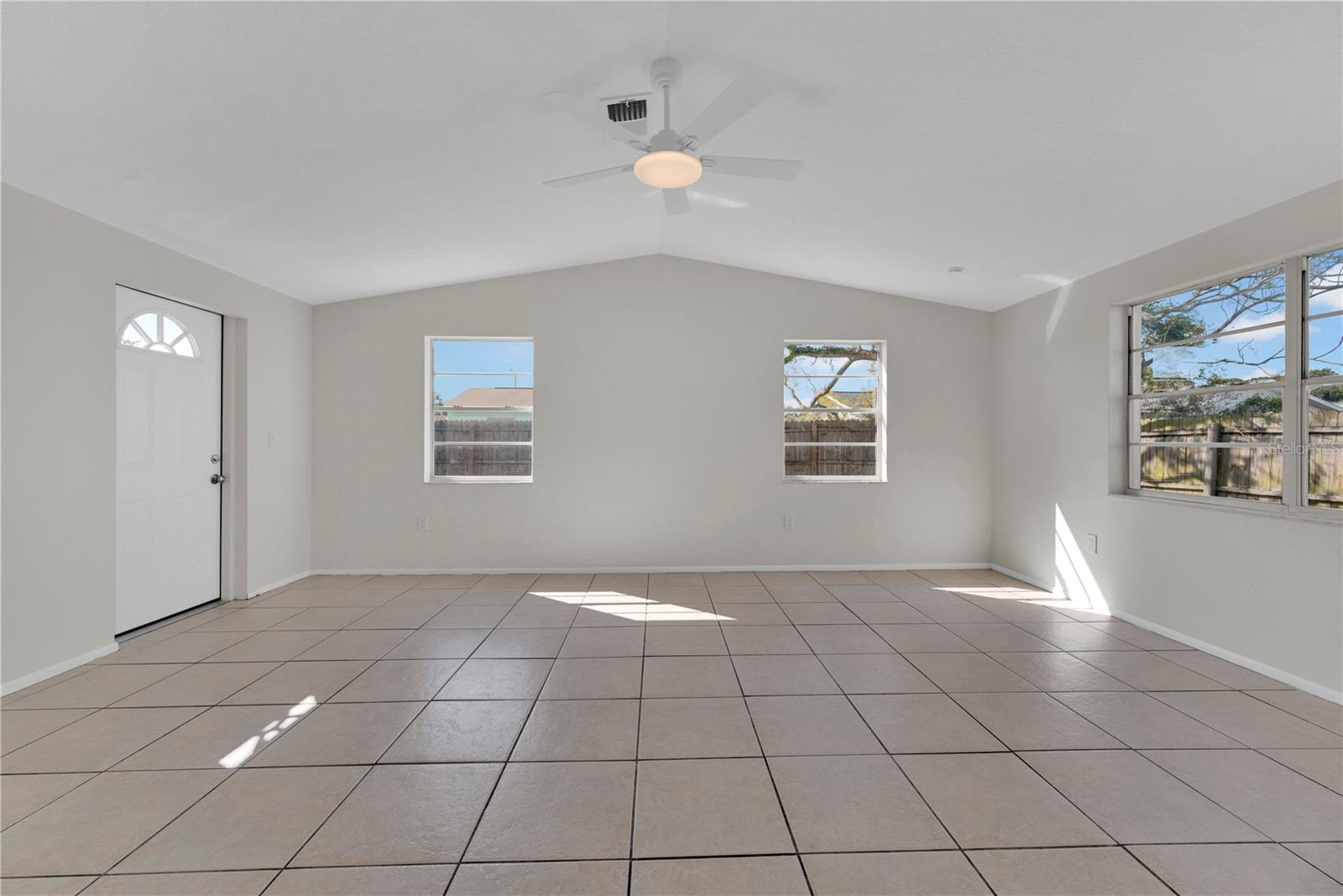 6318 BALDWYN AVE — photo 22