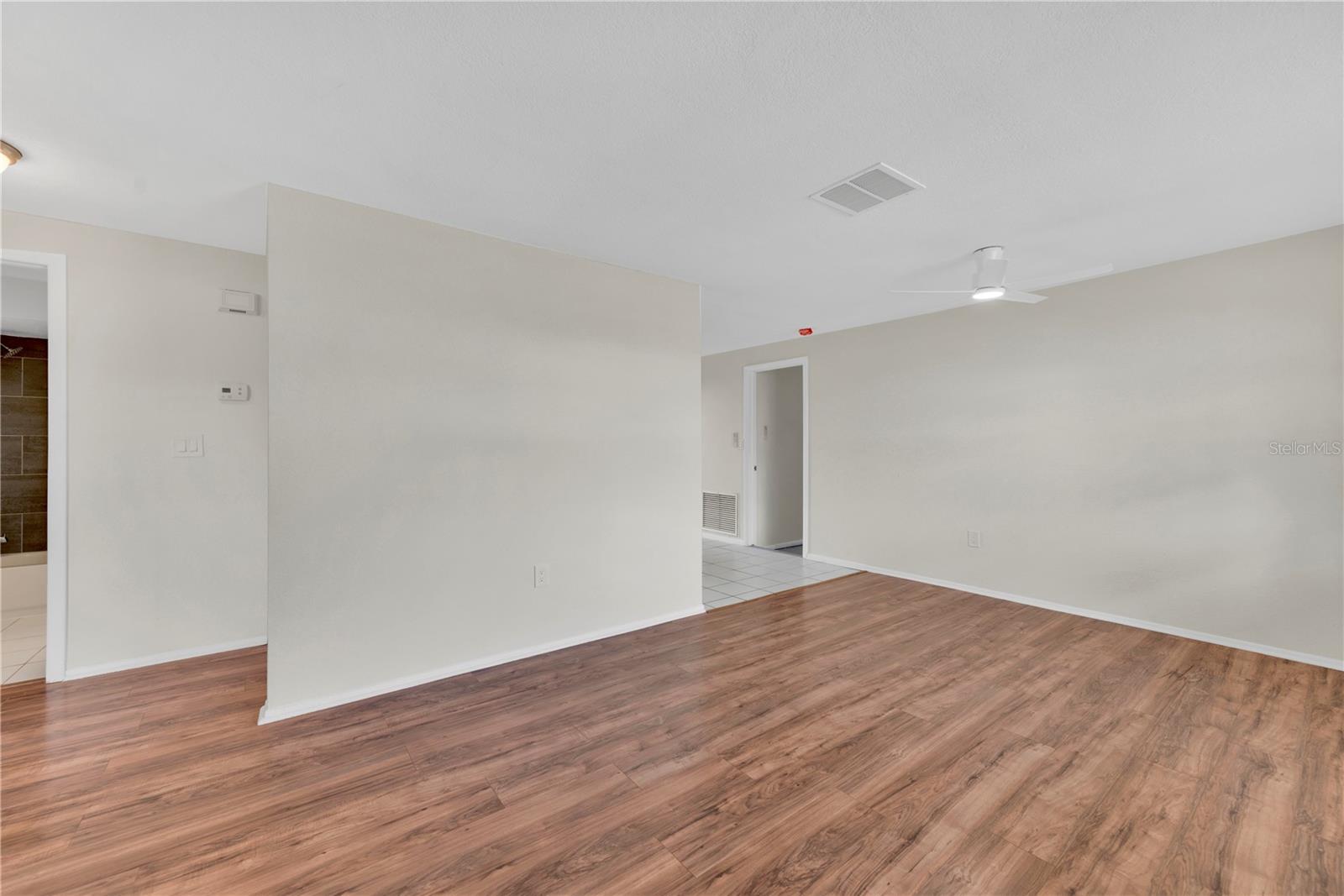 6318 BALDWYN AVE — photo 6
