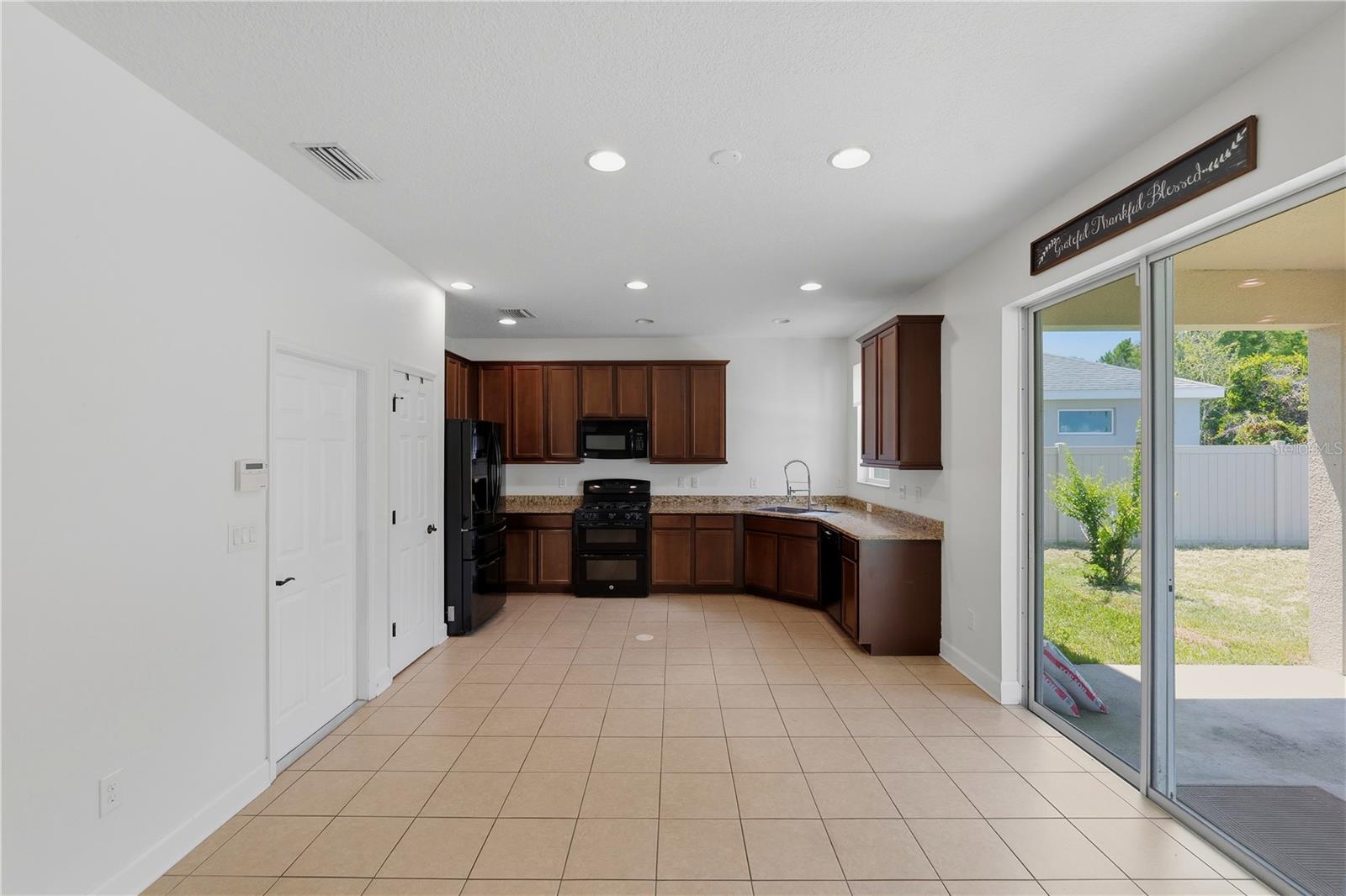 21439 SOUTHERN CHARM DR — photo 20