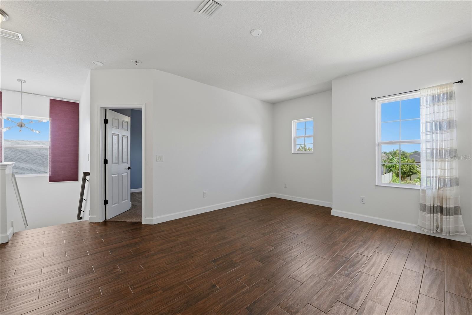 21439 SOUTHERN CHARM DR — photo 33