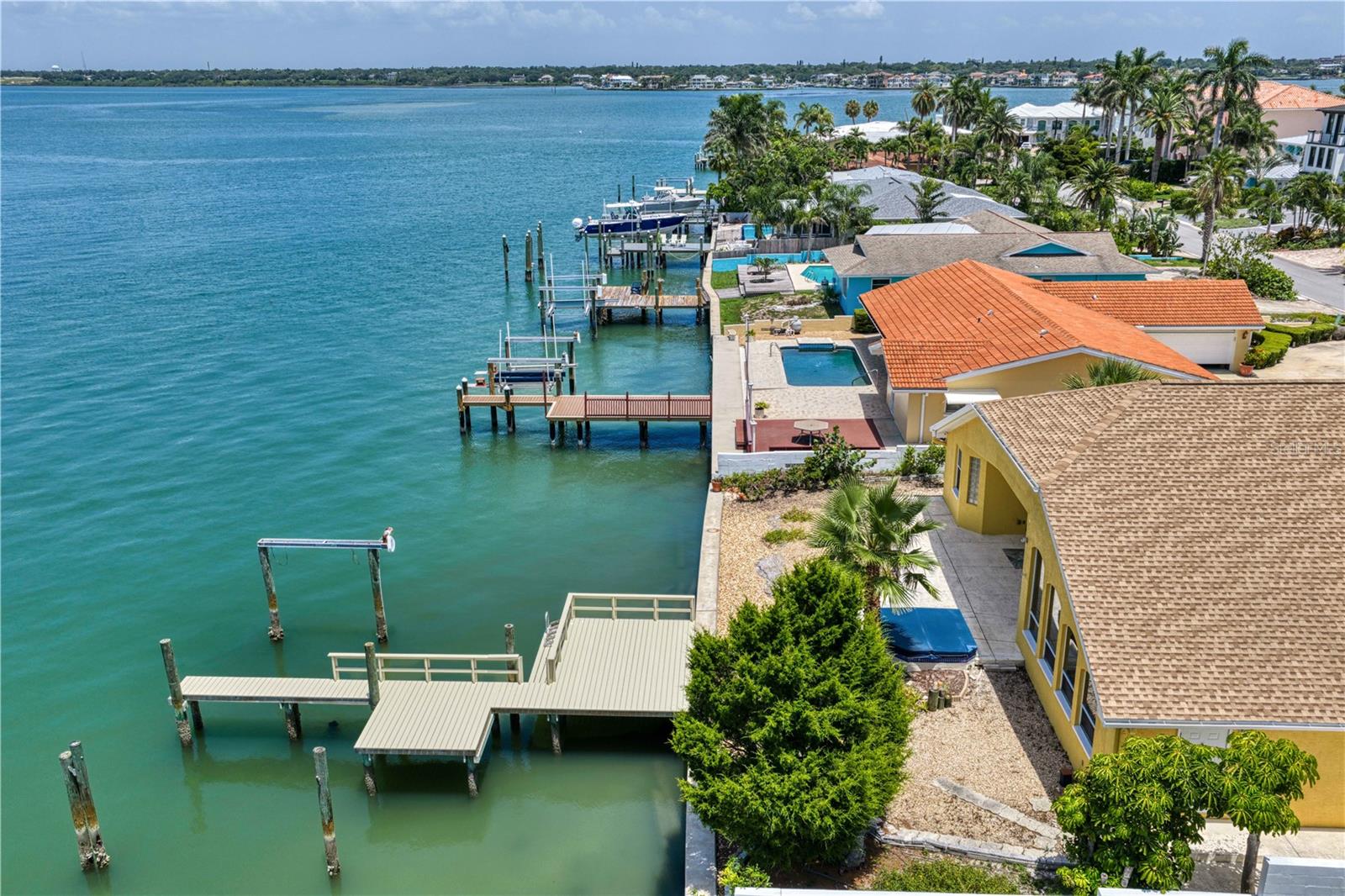 115 ALETA DR — photo 41