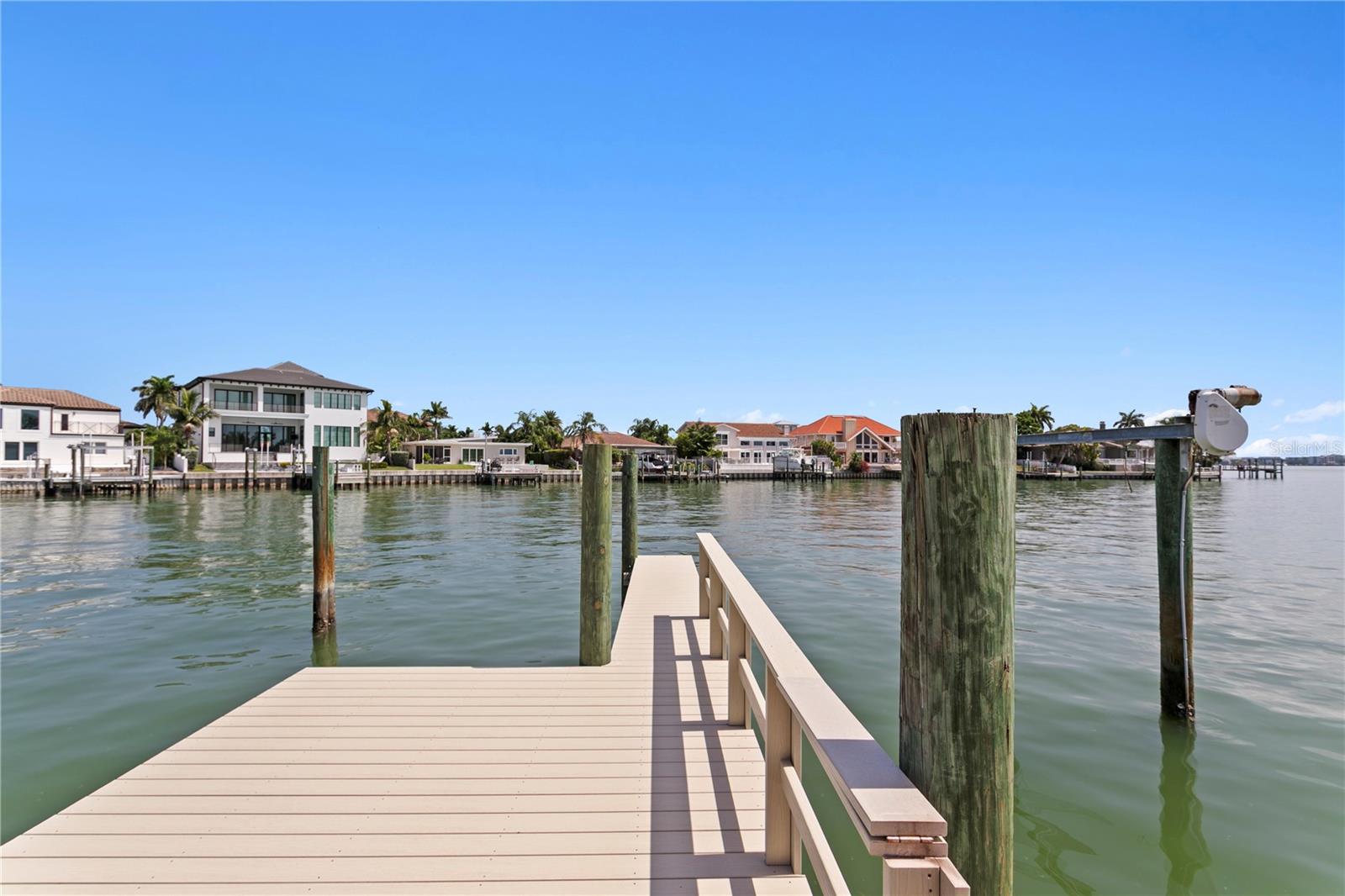 115 ALETA DR — photo 39
