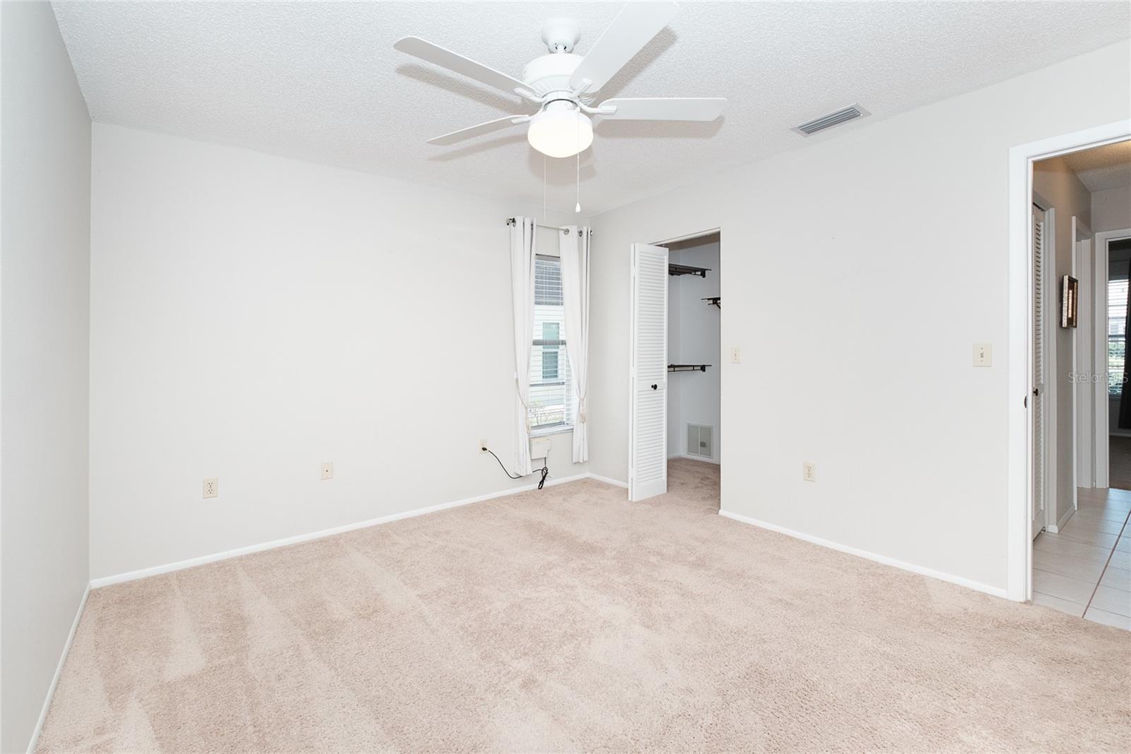 206 ASPEN ST — photo 28