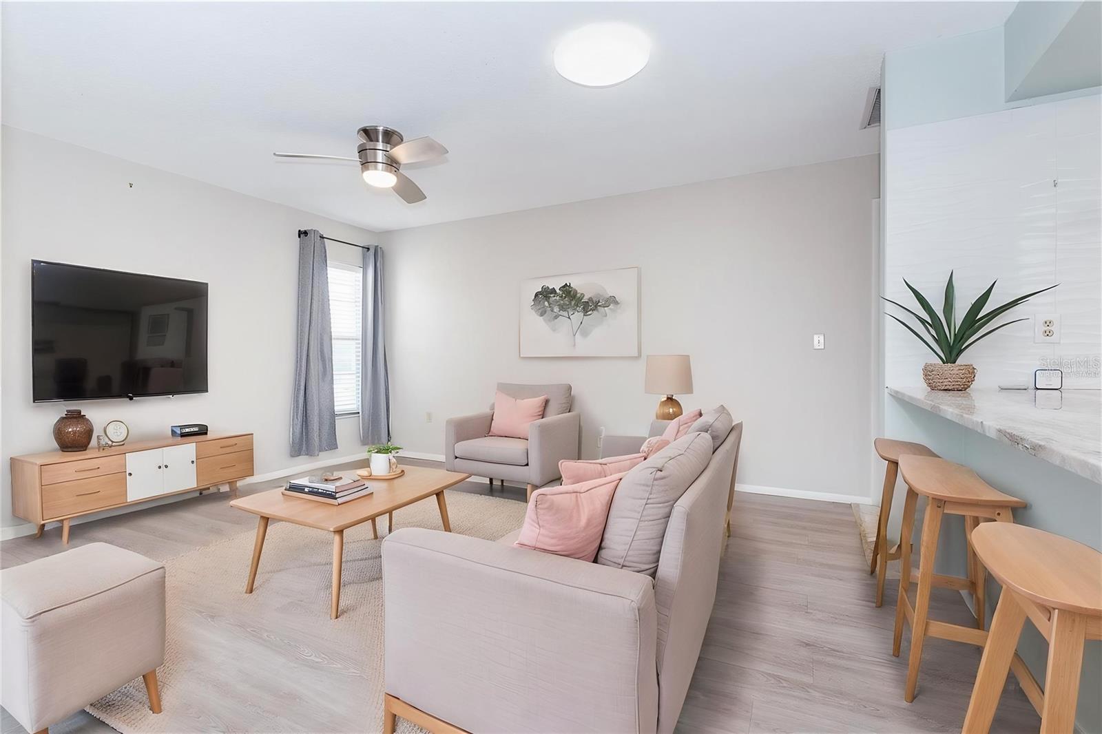 206 ASPEN ST — photo 15