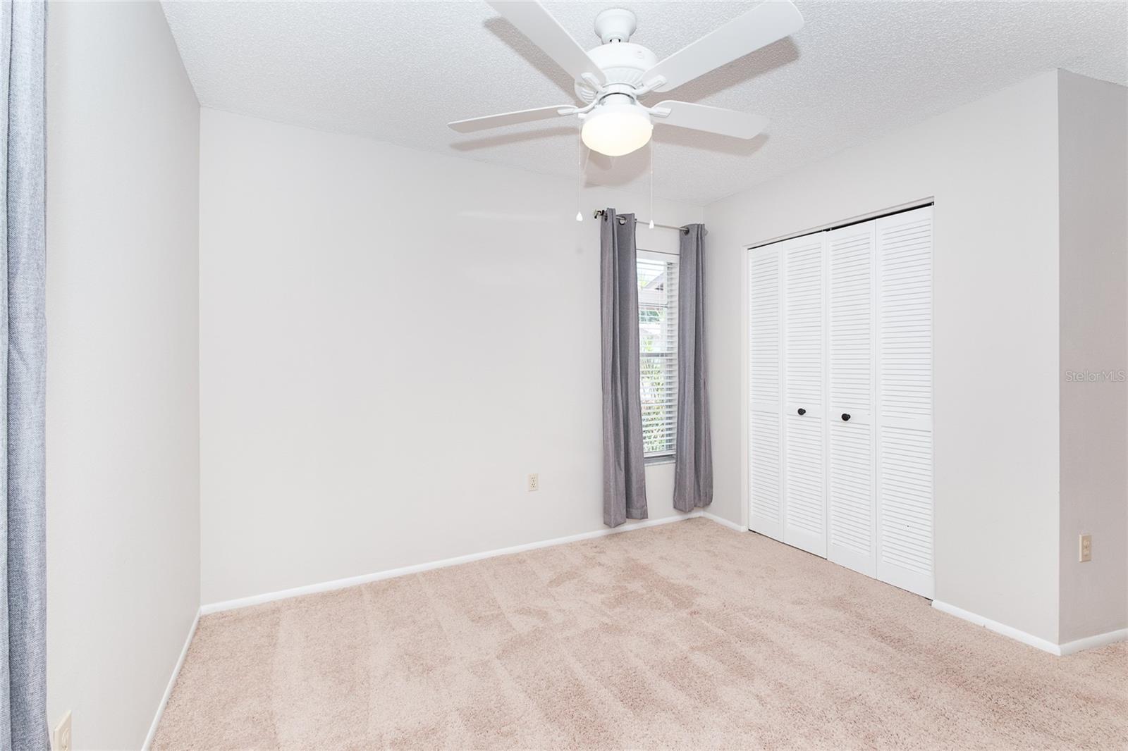 206 ASPEN ST — photo 32