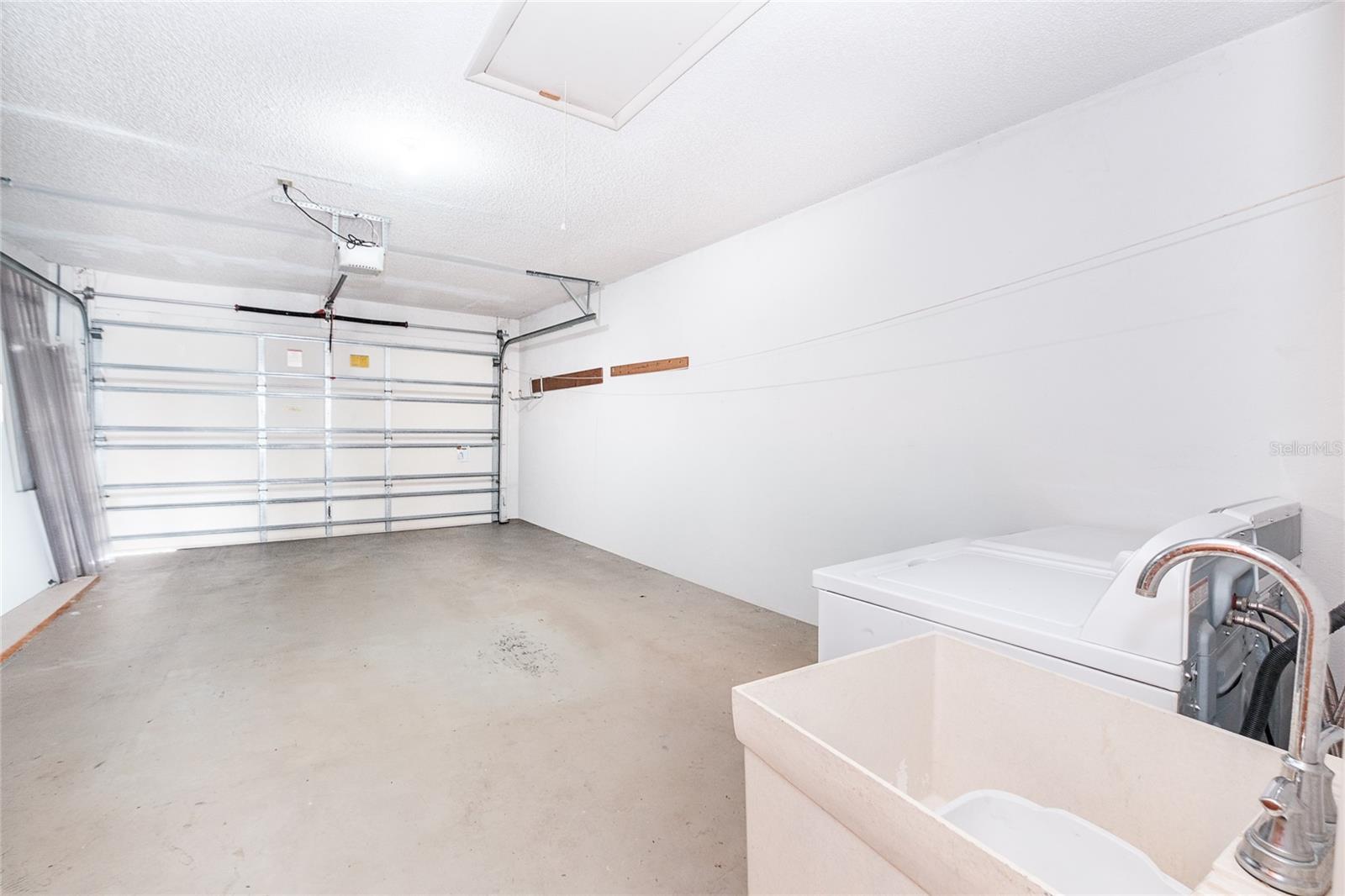 206 ASPEN ST — photo 35