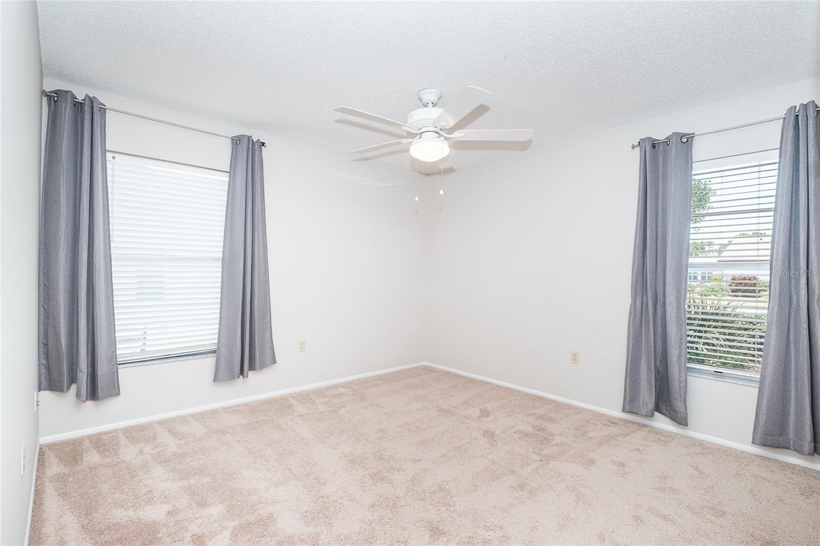 206 ASPEN ST — photo 30