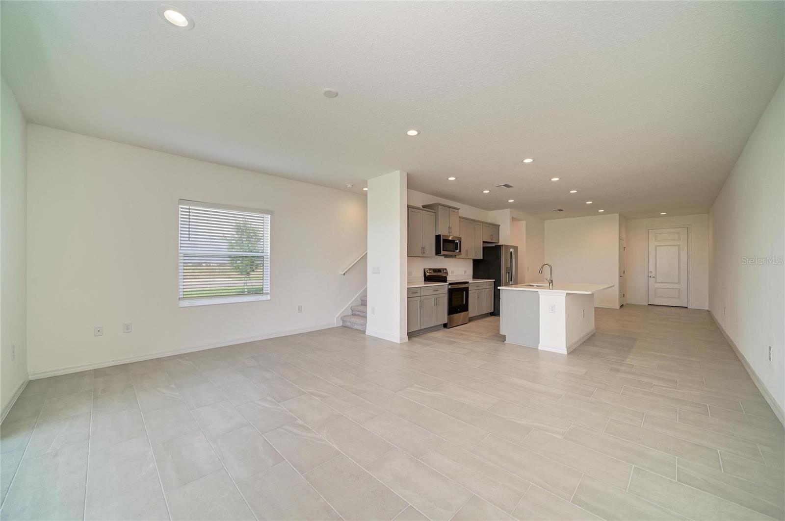 2206 WASHINGTON PALM CT — photo 25