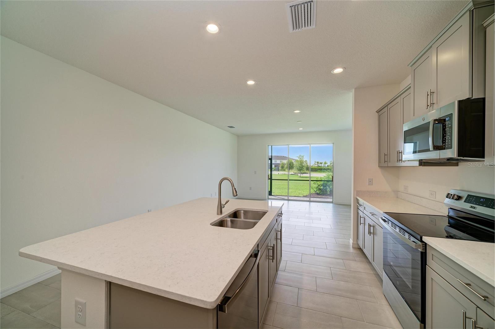 2206 WASHINGTON PALM CT — photo 19