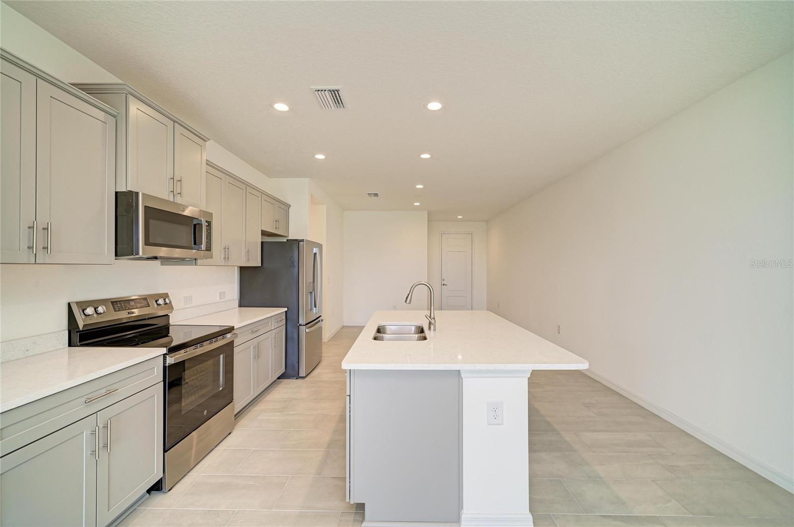 2206 WASHINGTON PALM CT — photo 15