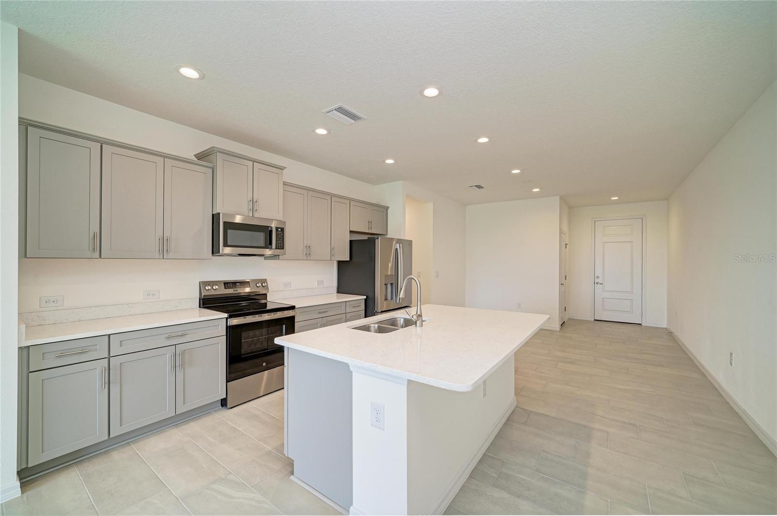 2206 WASHINGTON PALM CT — photo 14