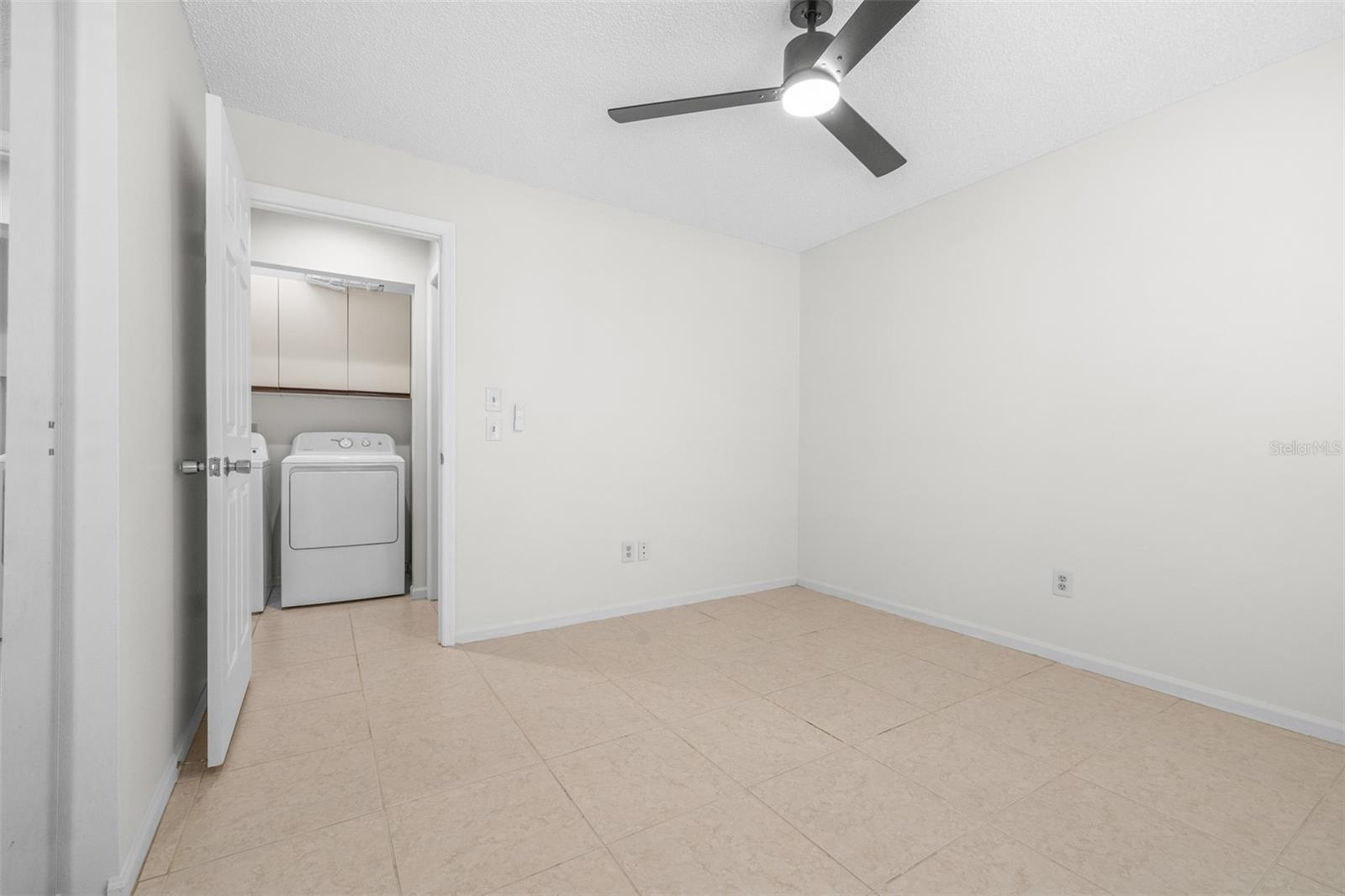18425 AINTREE CT — photo 38
