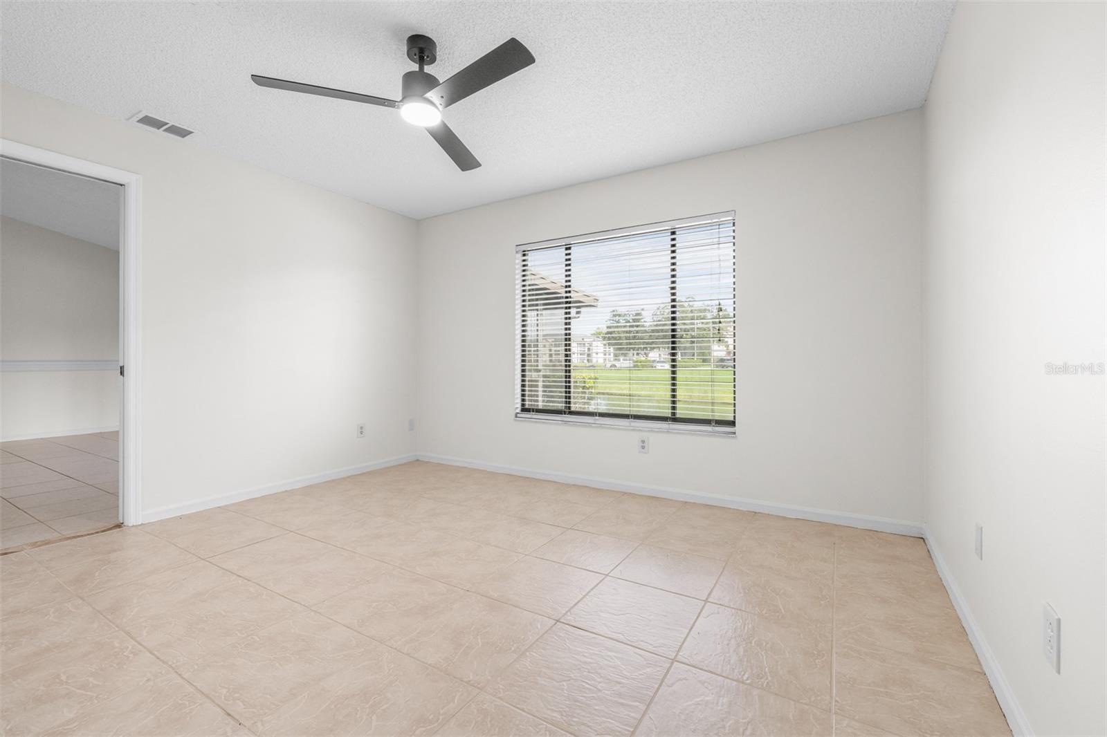 18425 AINTREE CT — photo 30