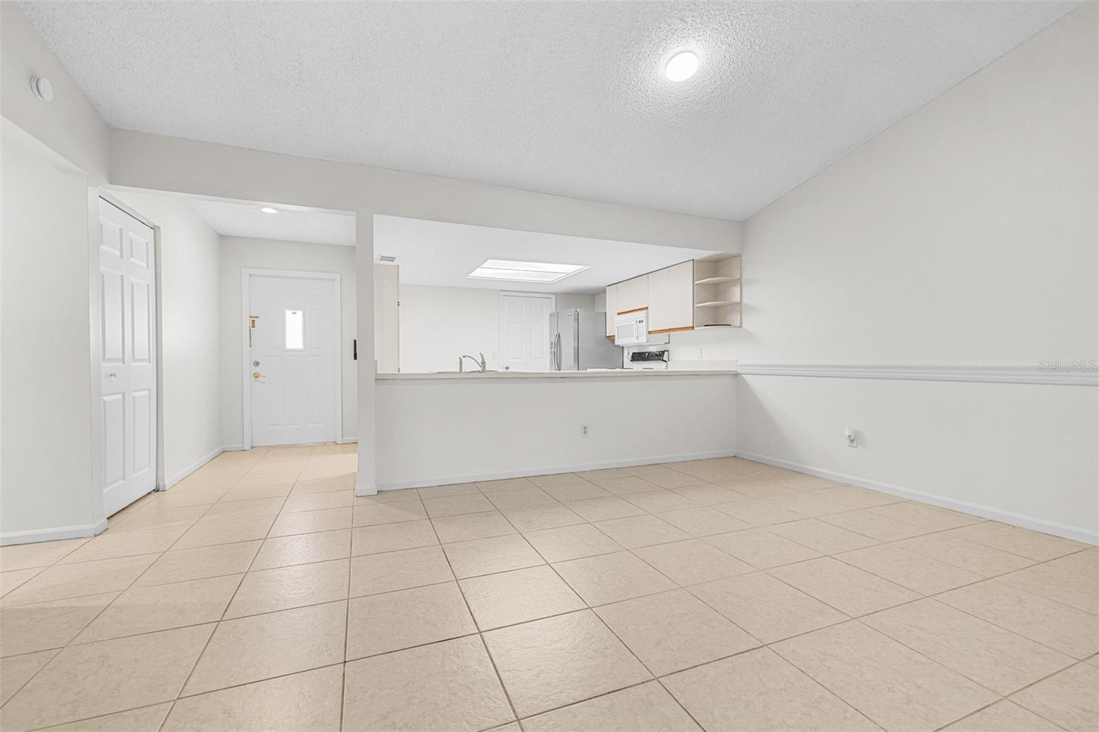 18425 AINTREE CT — photo 15
