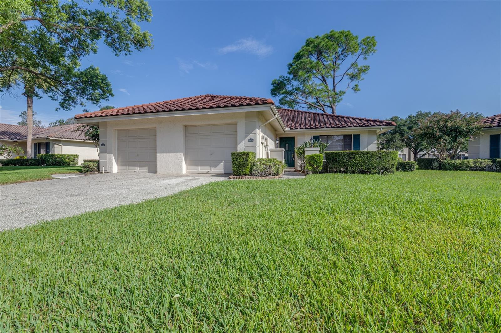 18425 AINTREE CT — photo 57