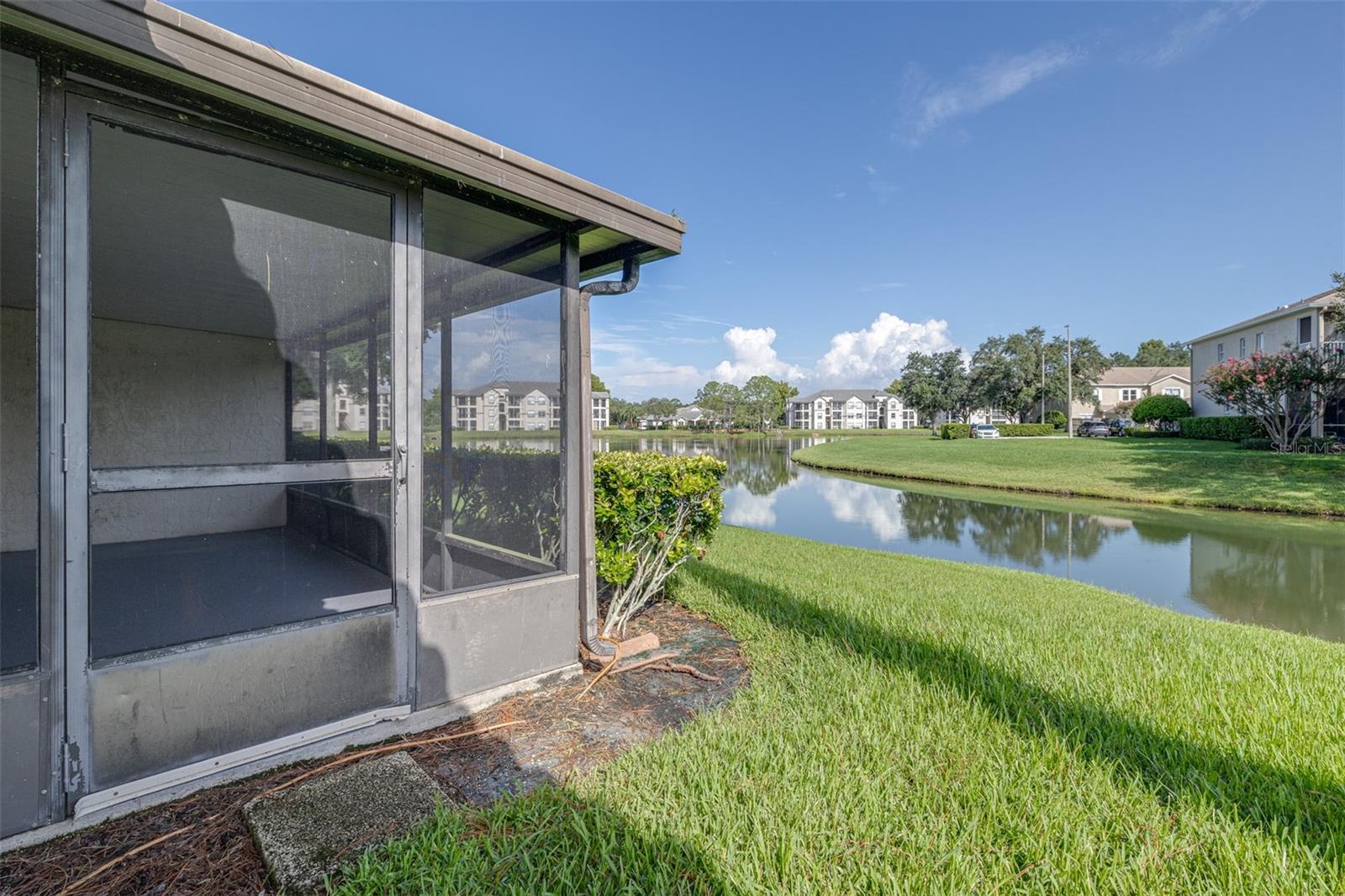 18425 AINTREE CT — photo 45