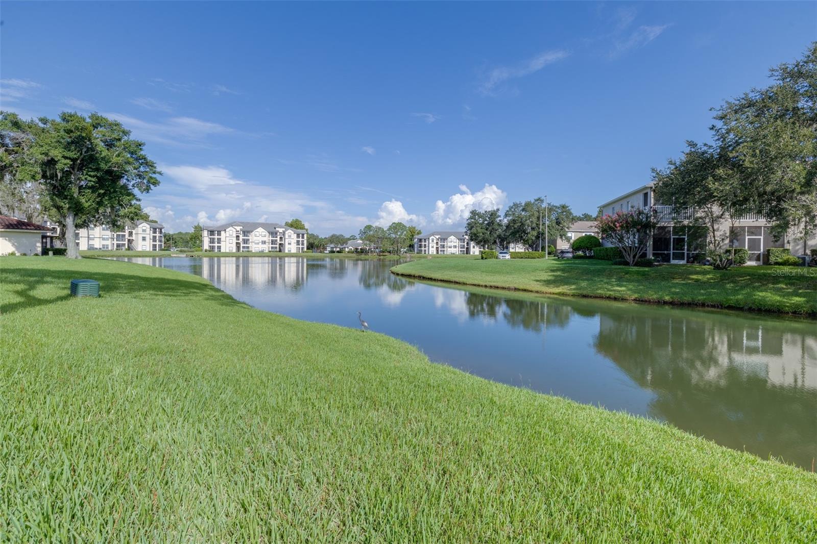 18425 AINTREE CT — photo 46