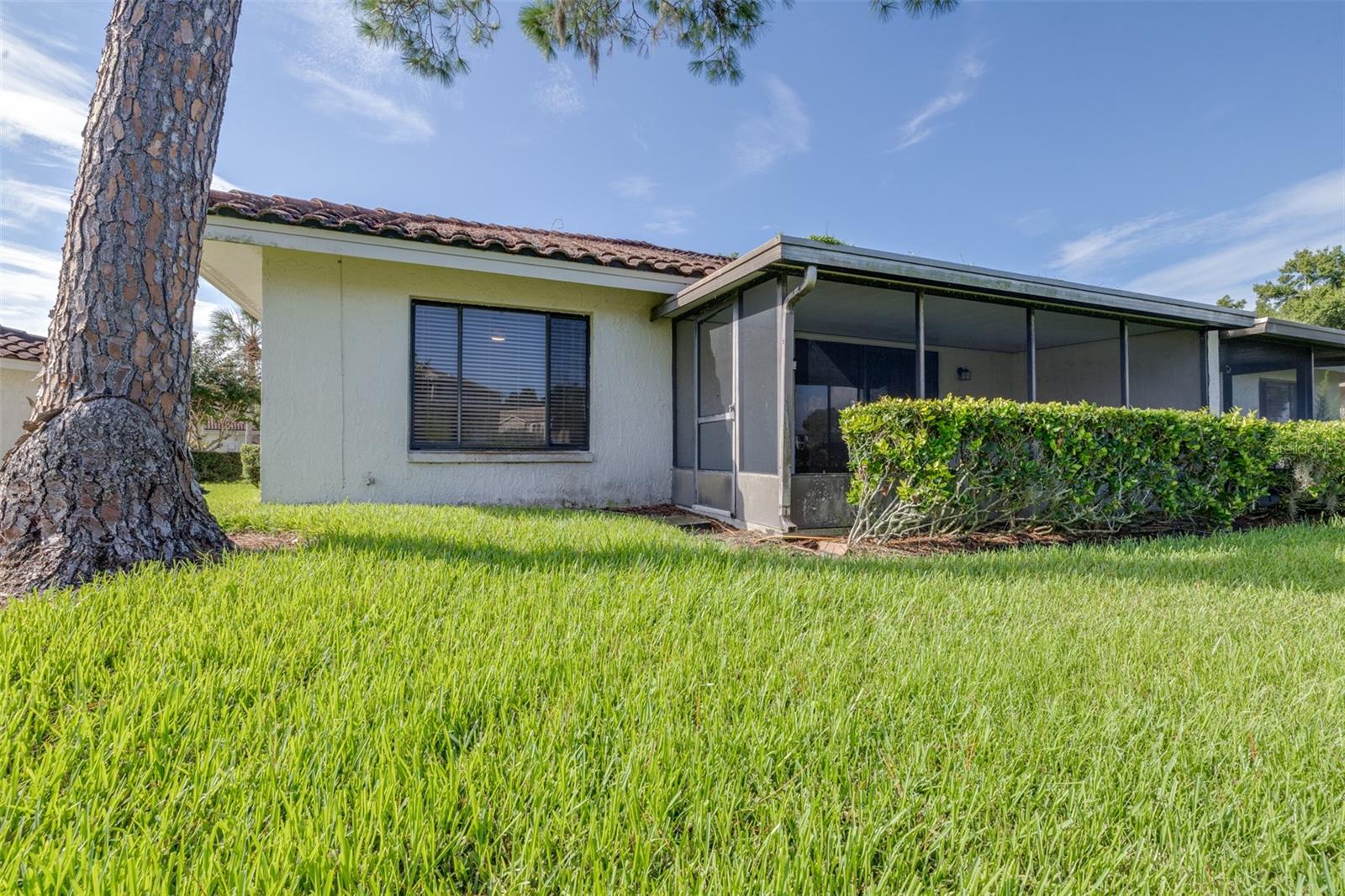18425 AINTREE CT — photo 49