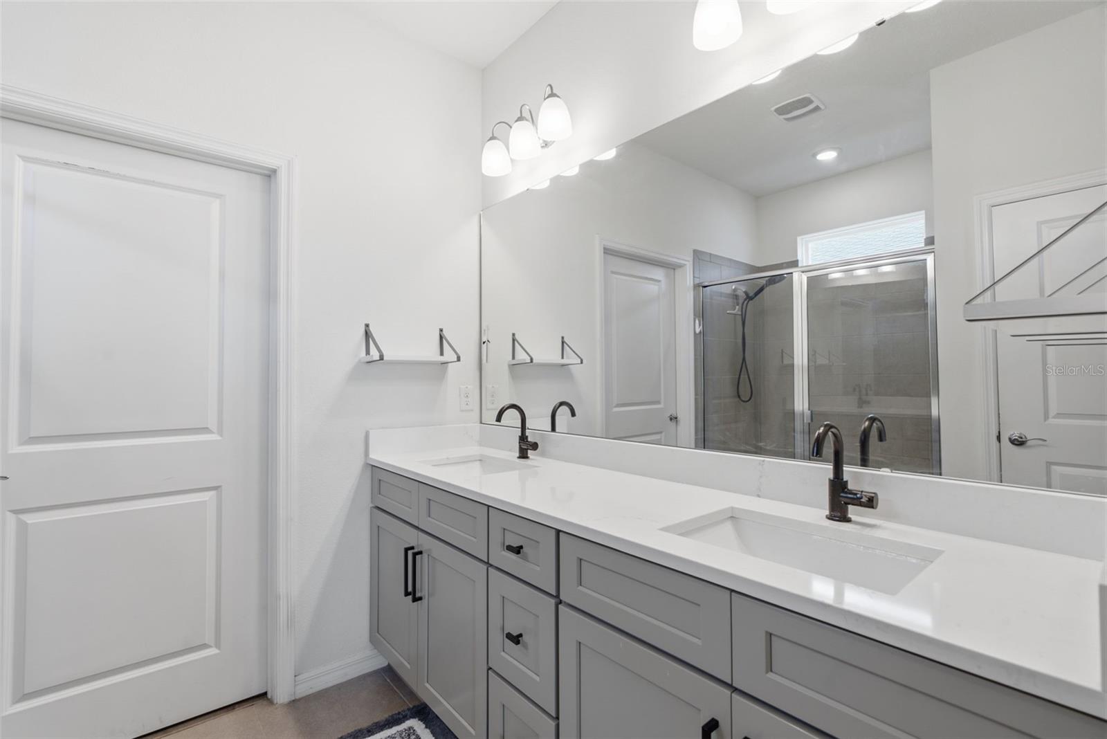 13237 WATERLEAF GARDEN CIR — photo 28