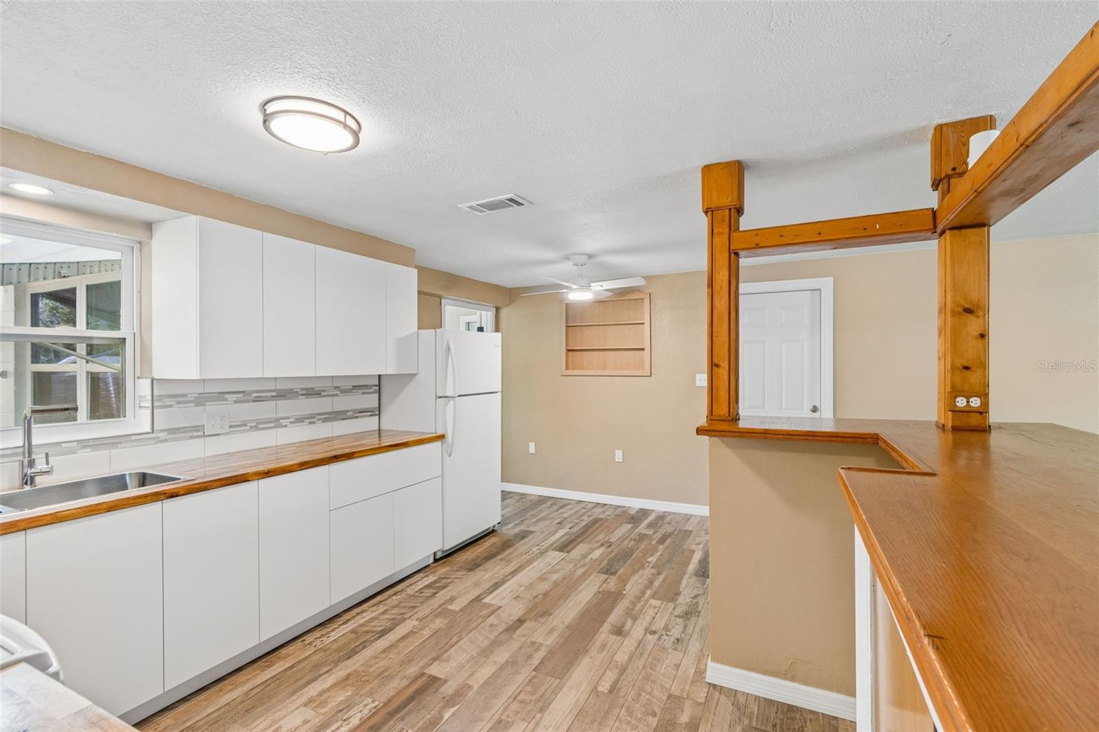 5046 FARLEY DR — photo 9