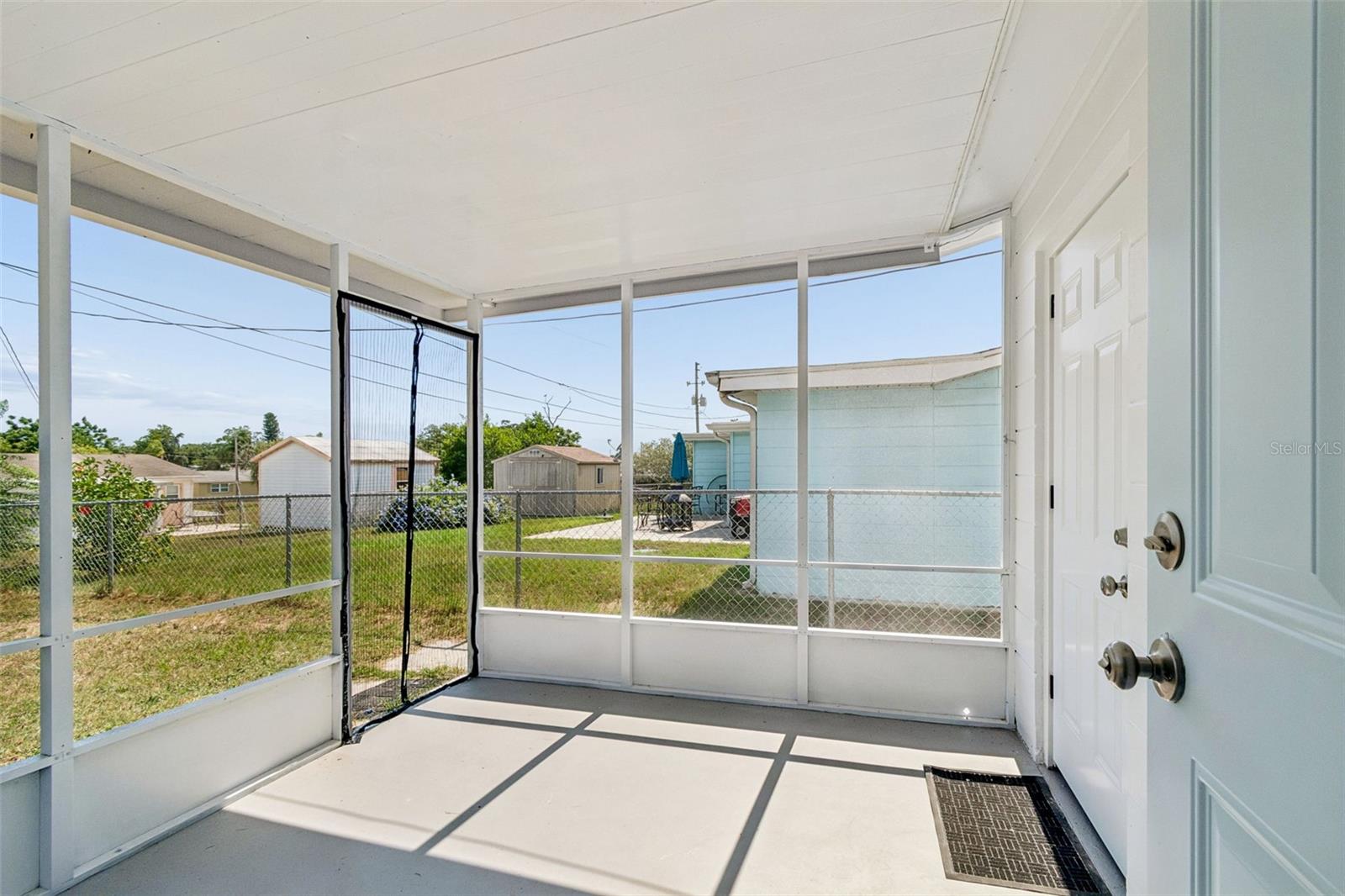 5046 FARLEY DR — photo 21
