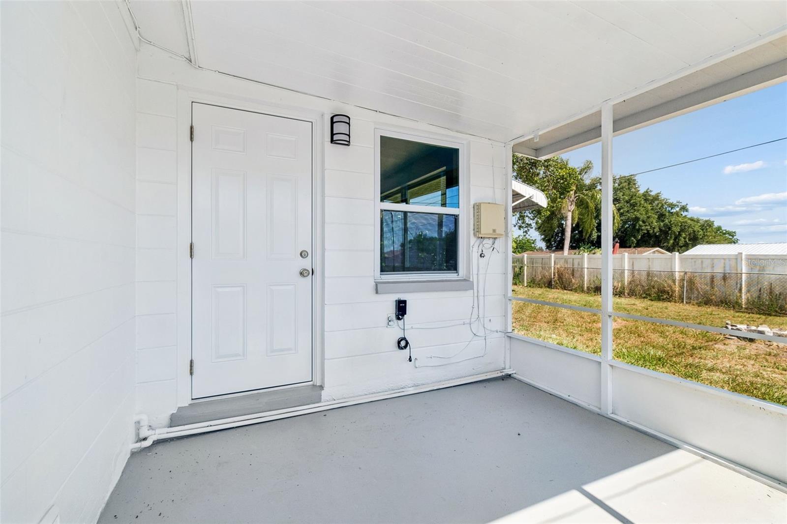 5046 FARLEY DR — photo 23