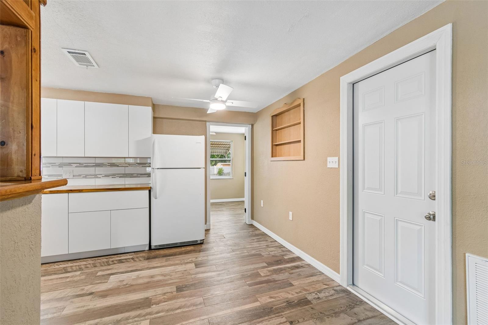 5046 FARLEY DR — photo 5