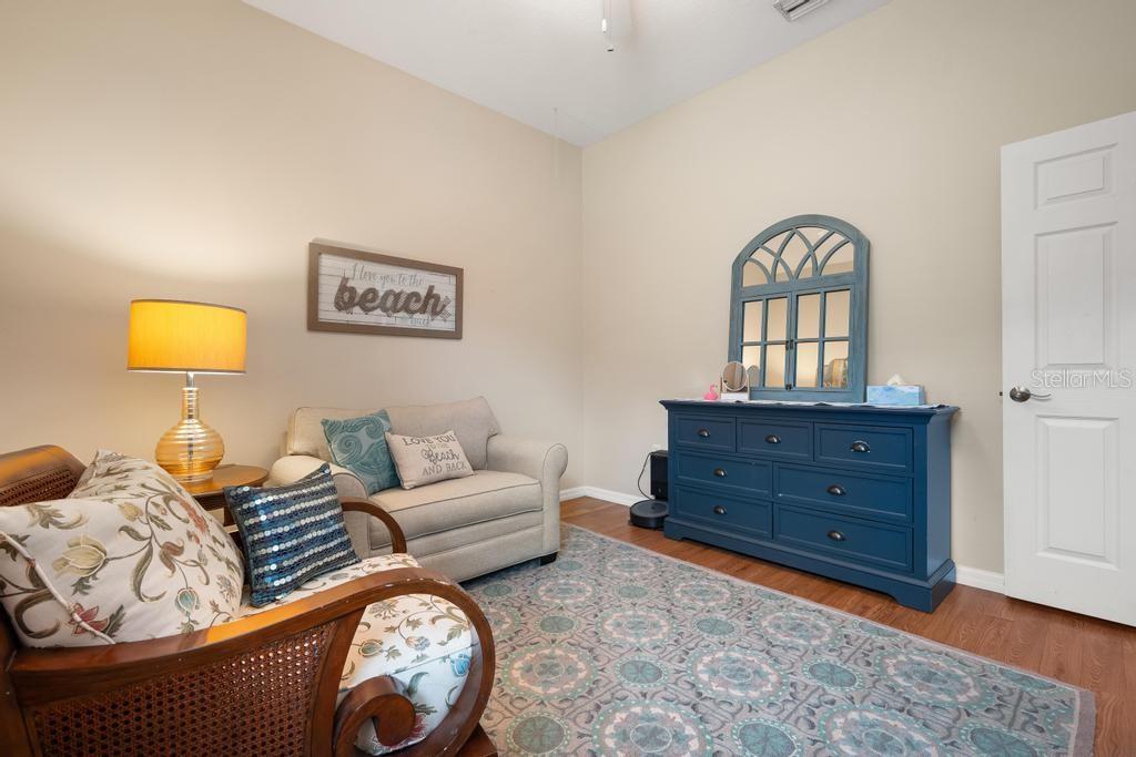 264 DAHLIA CT — photo 21