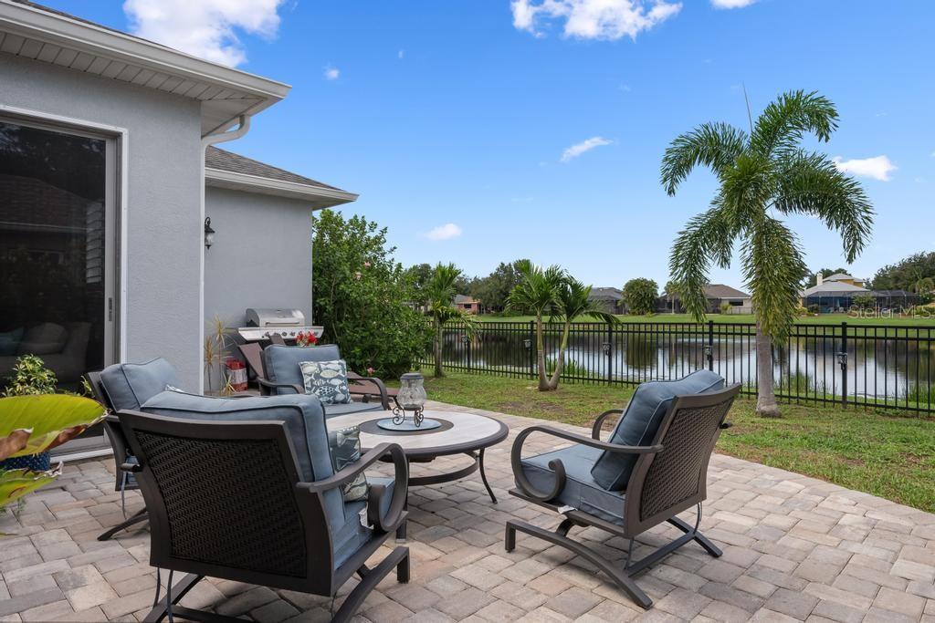264 DAHLIA CT — photo 37