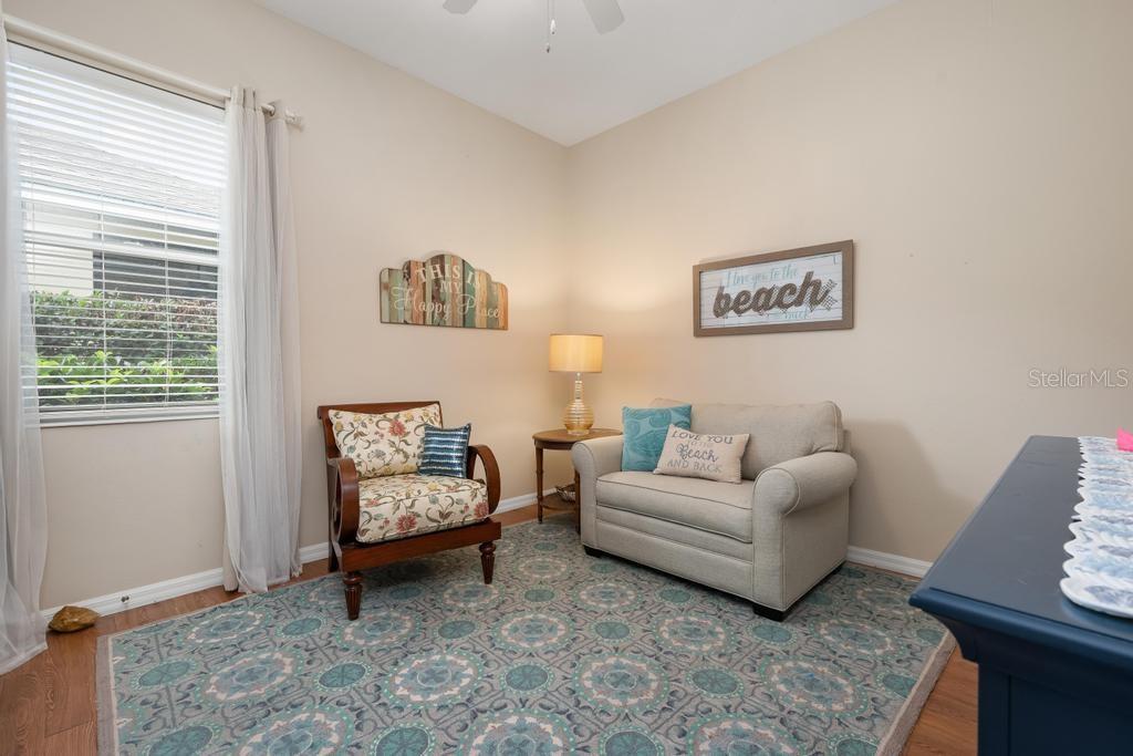 264 DAHLIA CT — photo 20