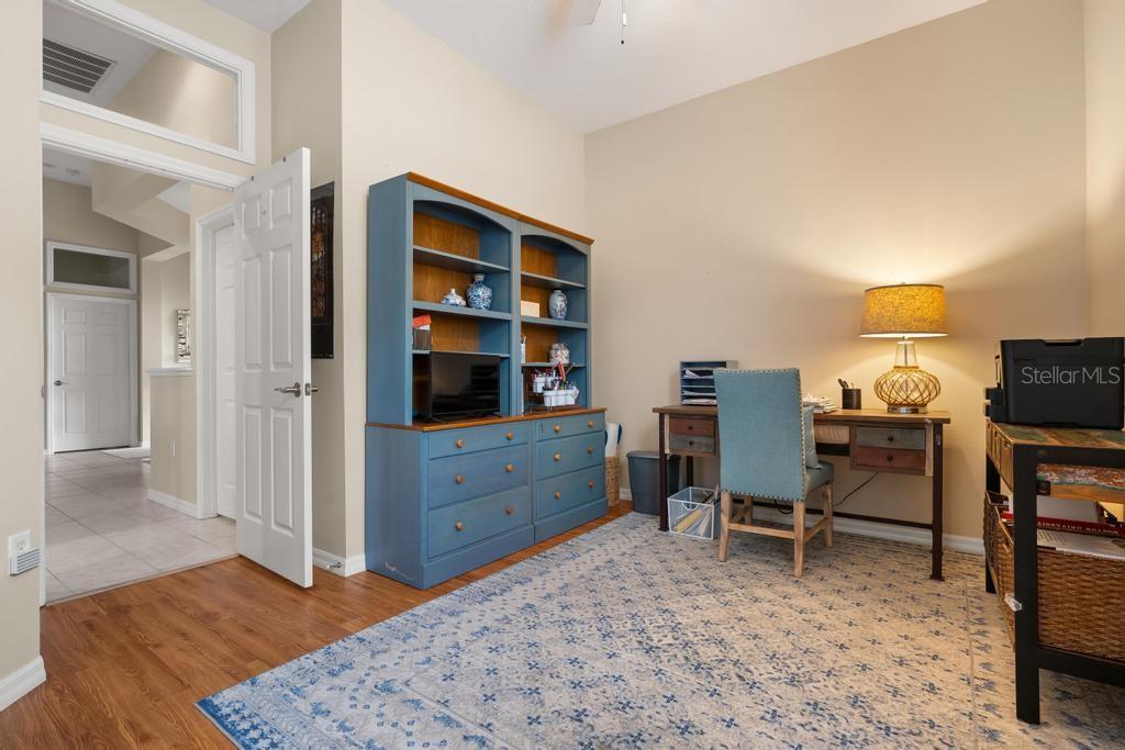 264 DAHLIA CT — photo 25