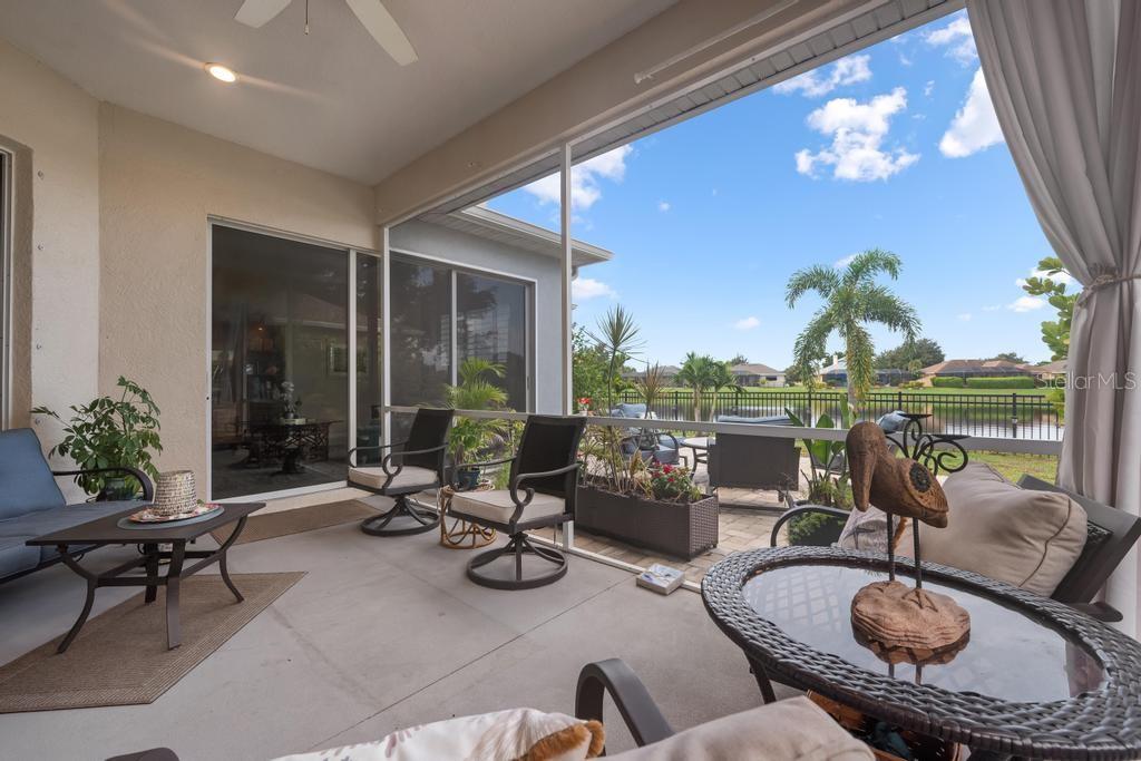 264 DAHLIA CT — photo 11