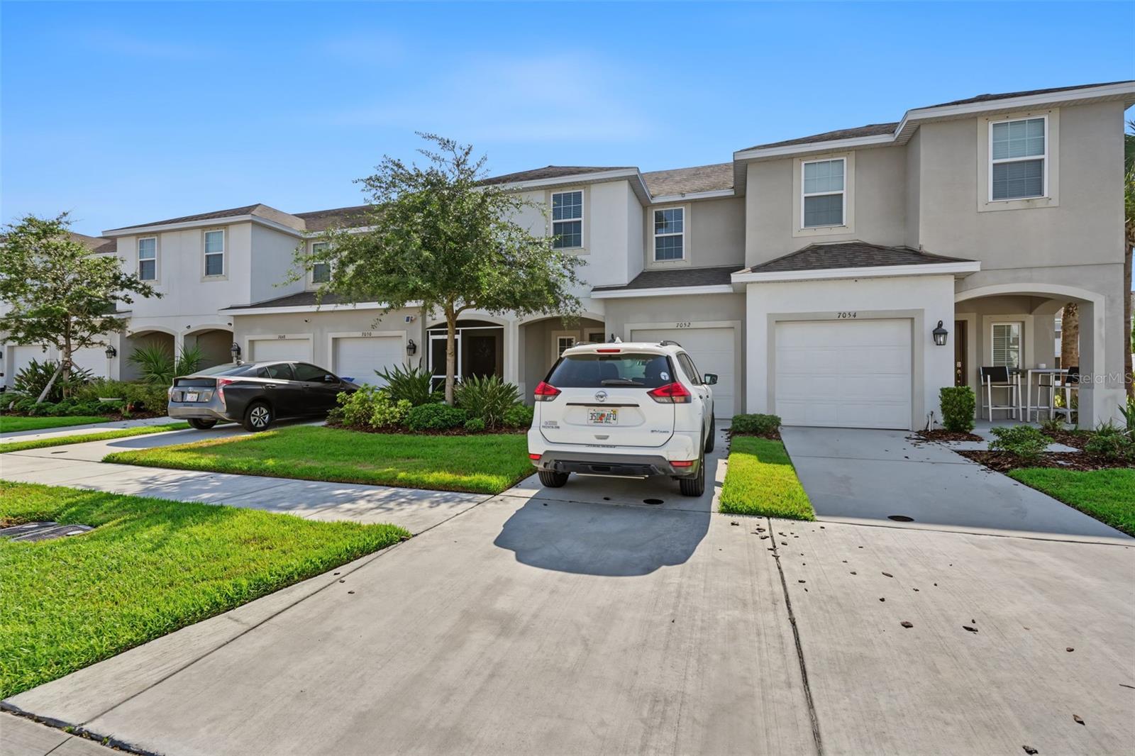 7052 SUMMER HOLLY PL — photo 44