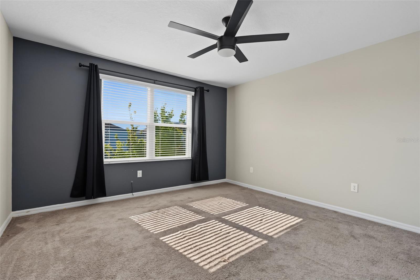 7052 SUMMER HOLLY PL — photo 14