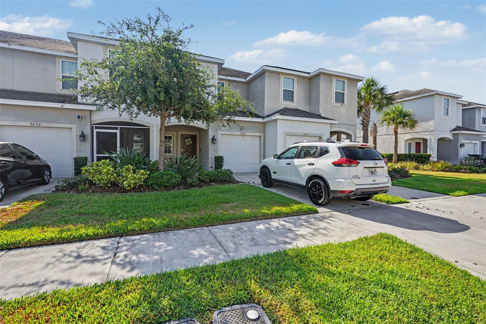 7052 SUMMER HOLLY PL — photo 45
