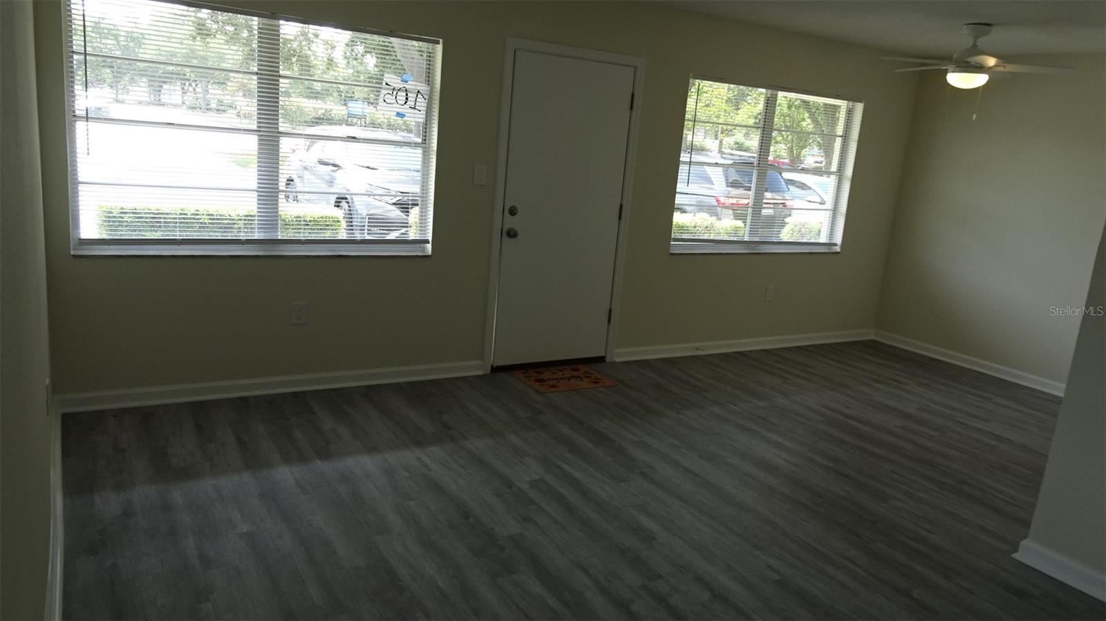 8100 DR MARTIN LUTHER KING JR ST N #105 — photo 7