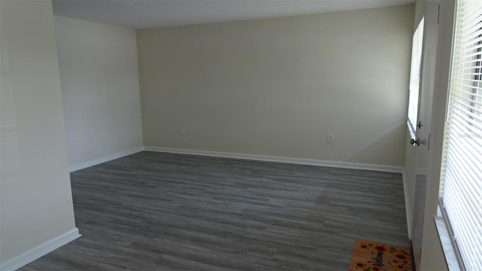 8100 DR MARTIN LUTHER KING JR ST N #105 — photo 3