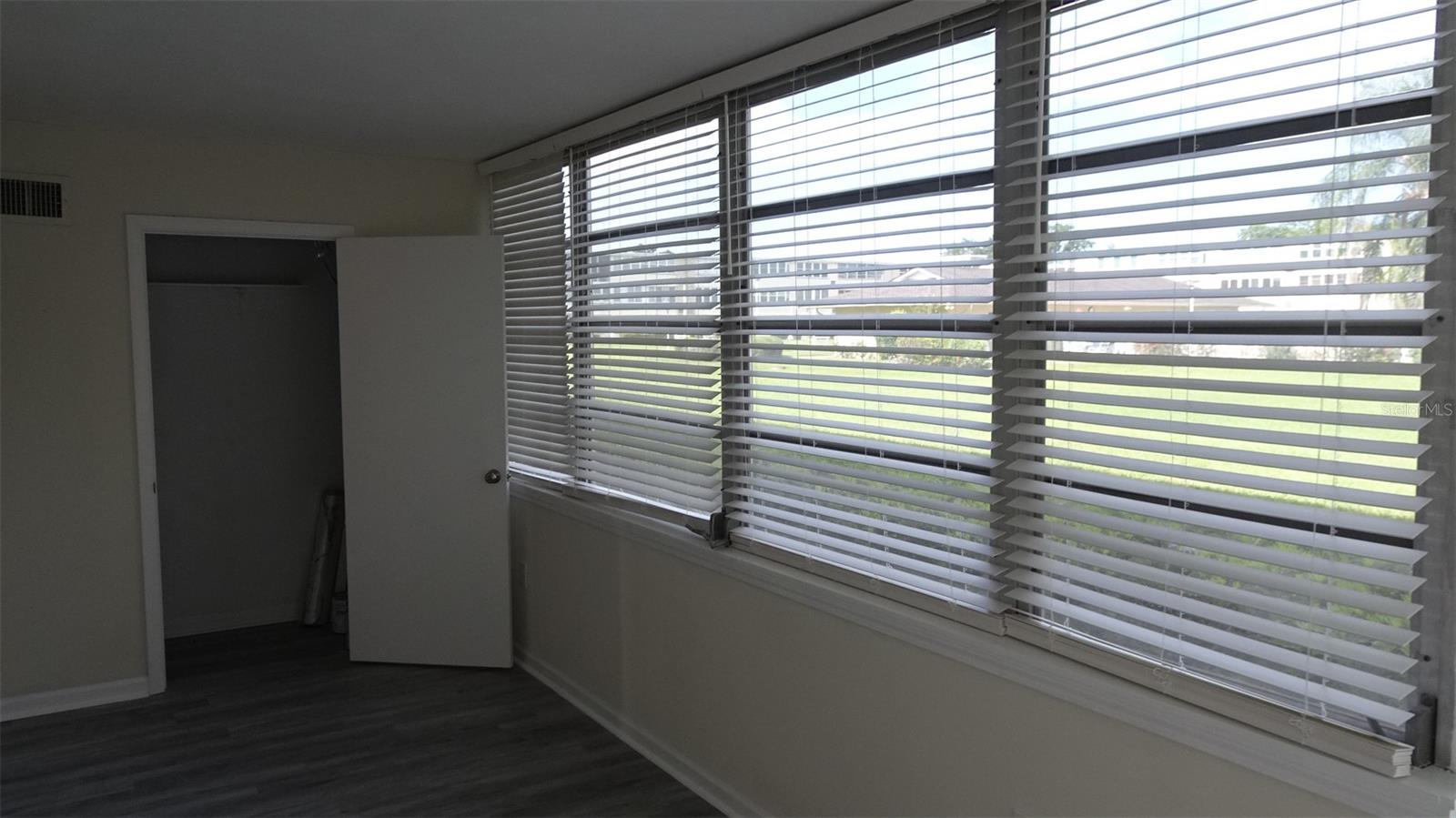 8100 DR MARTIN LUTHER KING JR ST N #105 — photo 25