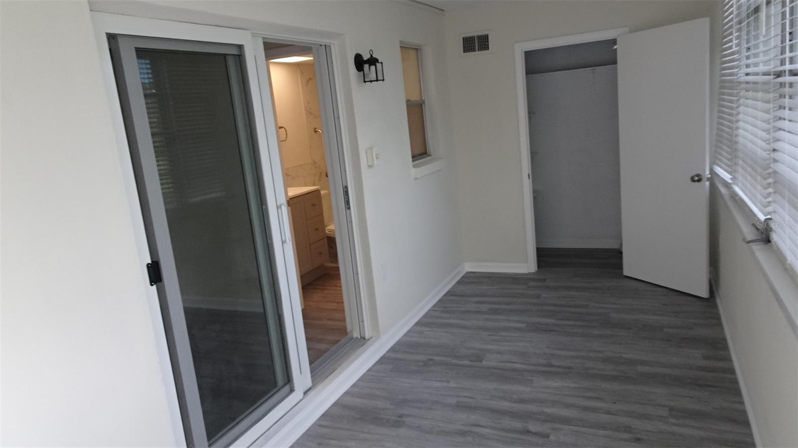 8100 DR MARTIN LUTHER KING JR ST N #105 — photo 23