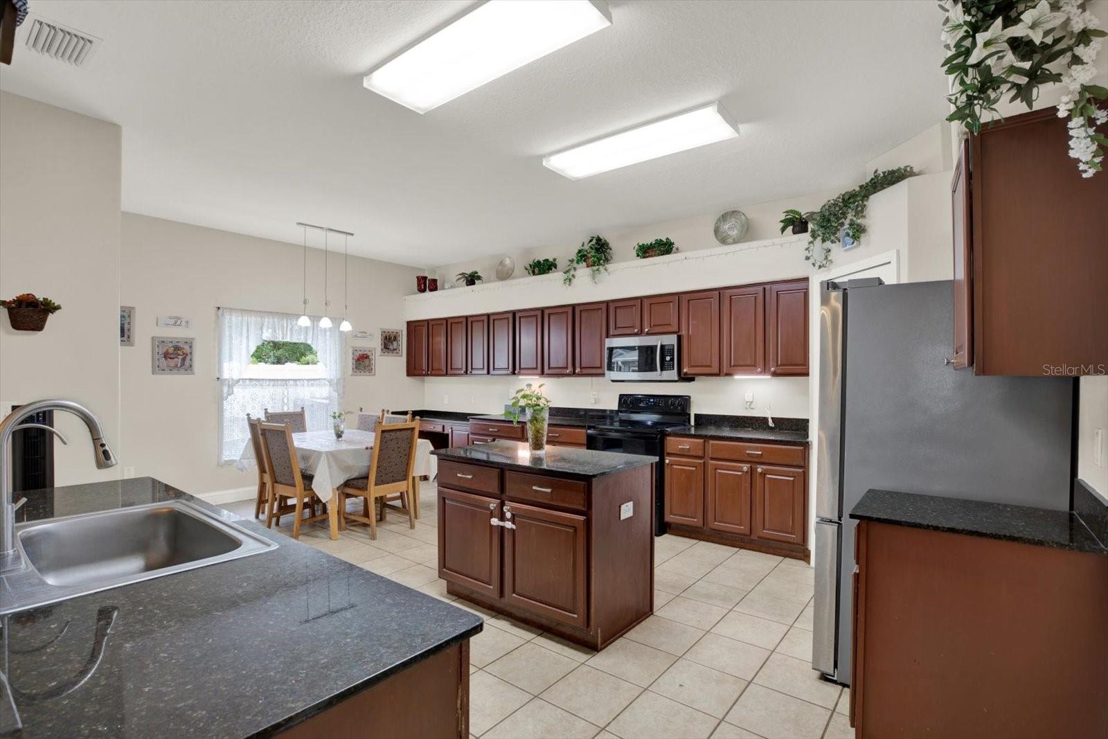 31405 GLENDALOUGH WAY — photo 11