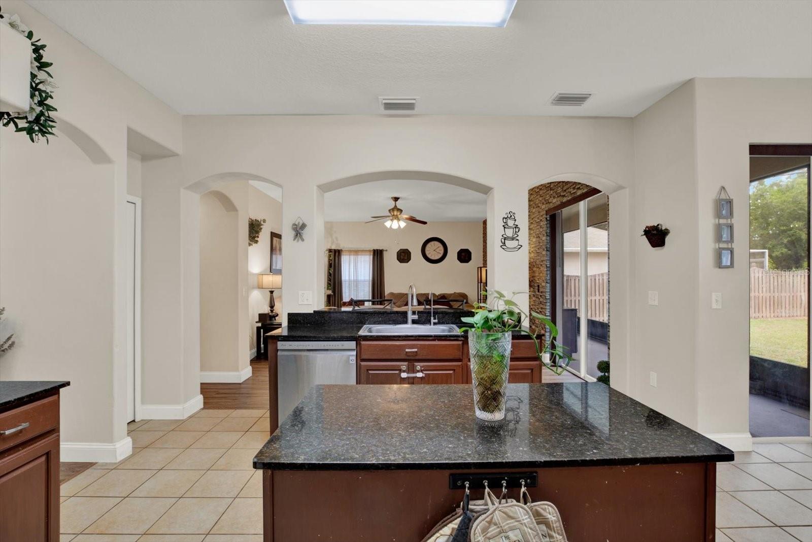 31405 GLENDALOUGH WAY — photo 15