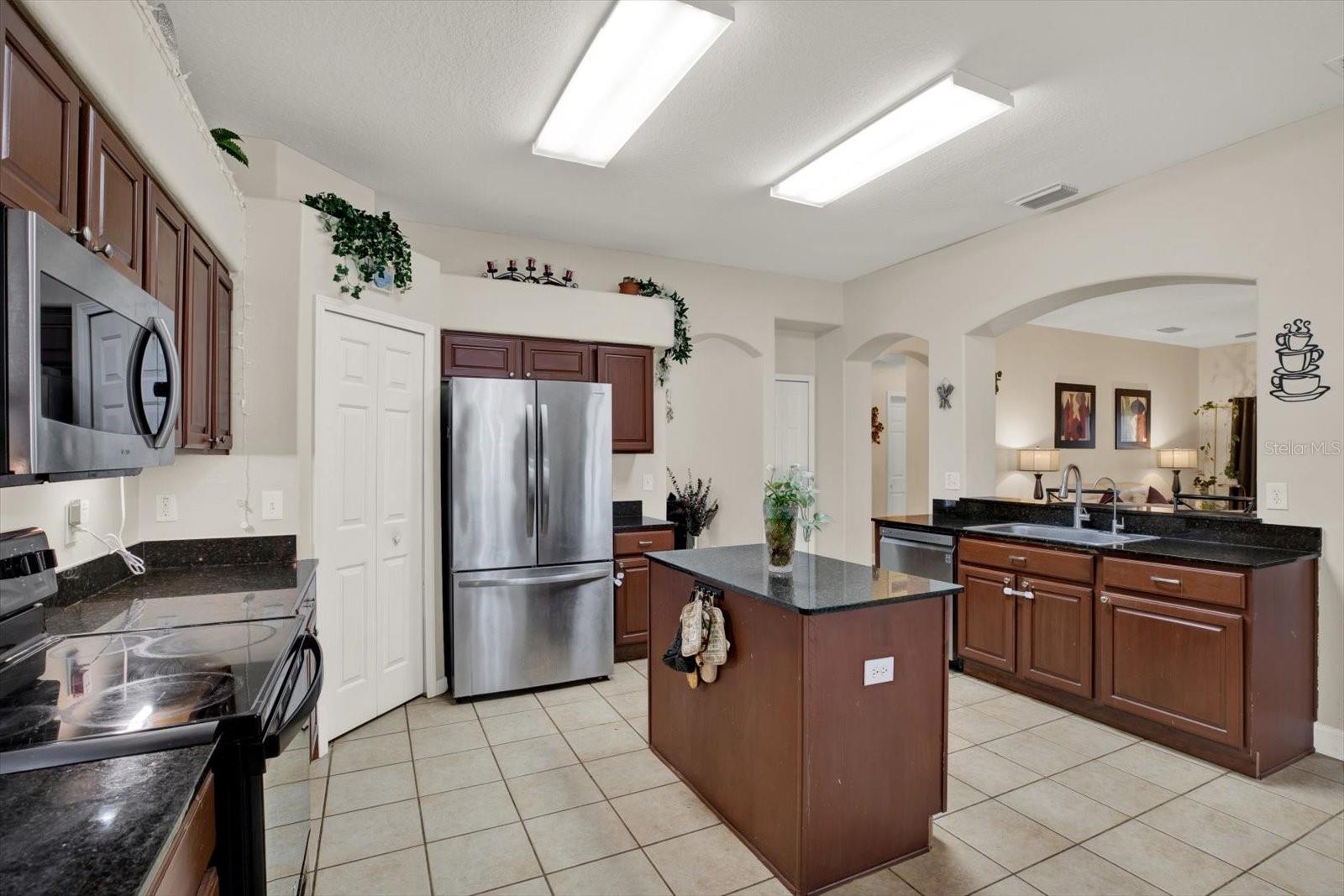 31405 GLENDALOUGH WAY — photo 14