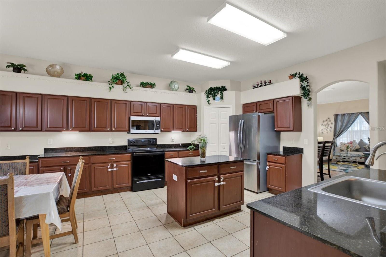 31405 GLENDALOUGH WAY — photo 13